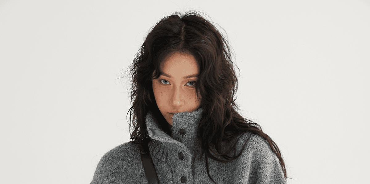 오트밀 색상 단추 반 개방 칼라 터틀넥 풀오버 스웨터 여자 가을 겨울 루즈핏 느긋한 바람 두꺼운 보온 스탠드 칼라 맨위 상세 이미지 19