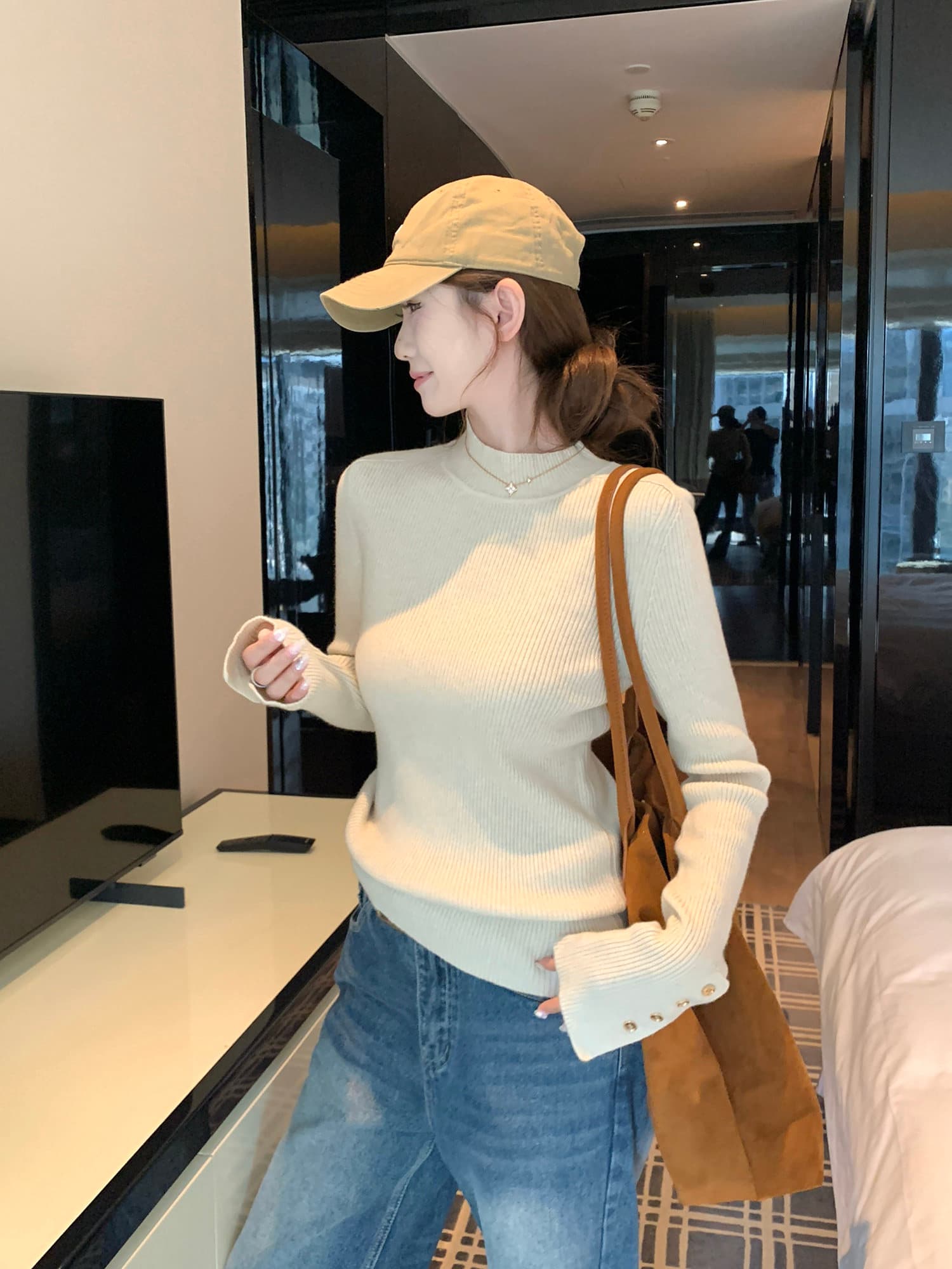 이른 가을 2026 새로운 몸매 가꾸기 기본 셔츠 여성 인사이드 가져 가라. 반하이넥 스웨터 고급 센스 몸매 가꾸기 긴팔 니트 맨위 상세 이미지 11