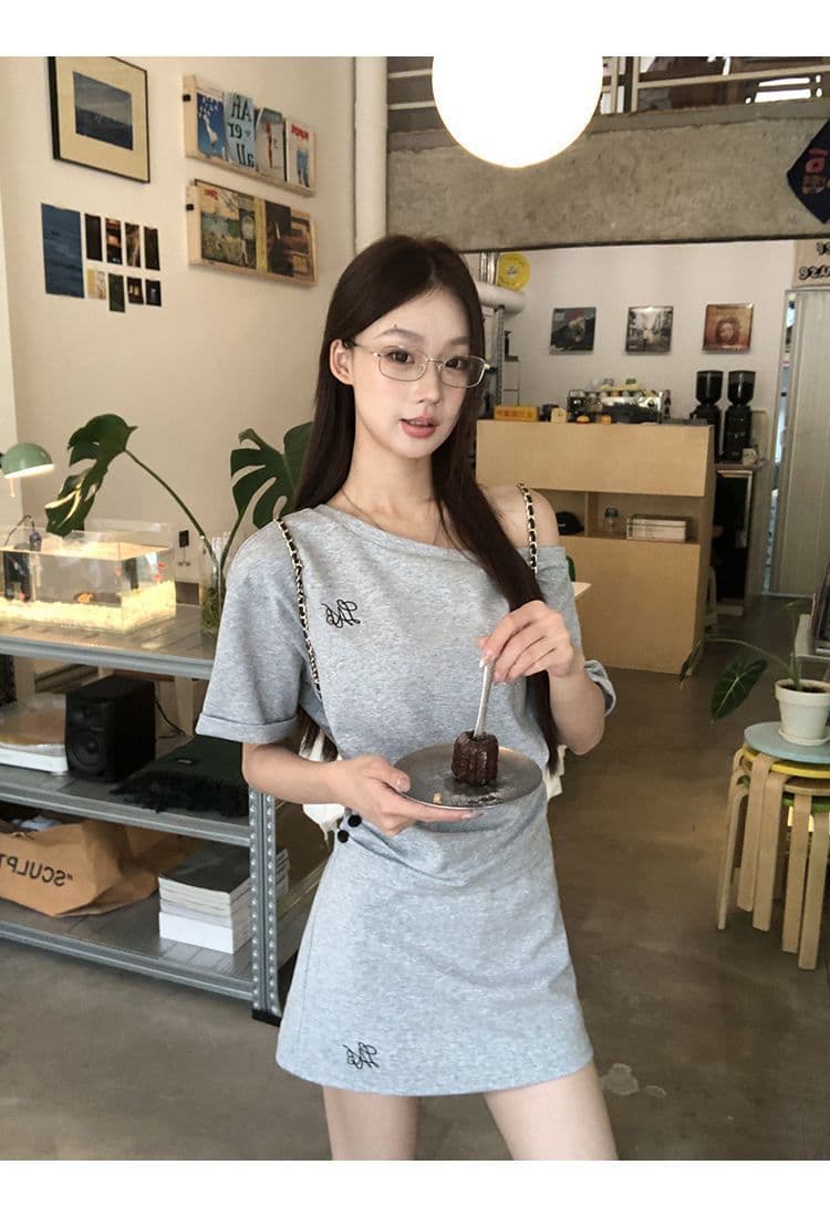 한 부서 느긋한 바람 캐주얼 스포츠 슈트 여성 여름 패션 쇼트 스타일 비스듬한 어깨 반팔 미니 스커트 작은 키 투피스 세트 상세 이미지 11