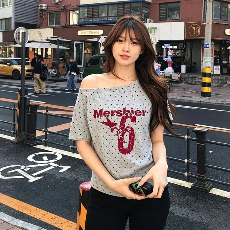 40 1 1 순면 여름 새로운 한 부서 도트 무늬 비스듬한 칼라 오프숄더 프린트 섹션 반팔 티셔츠 여성 이미지 2