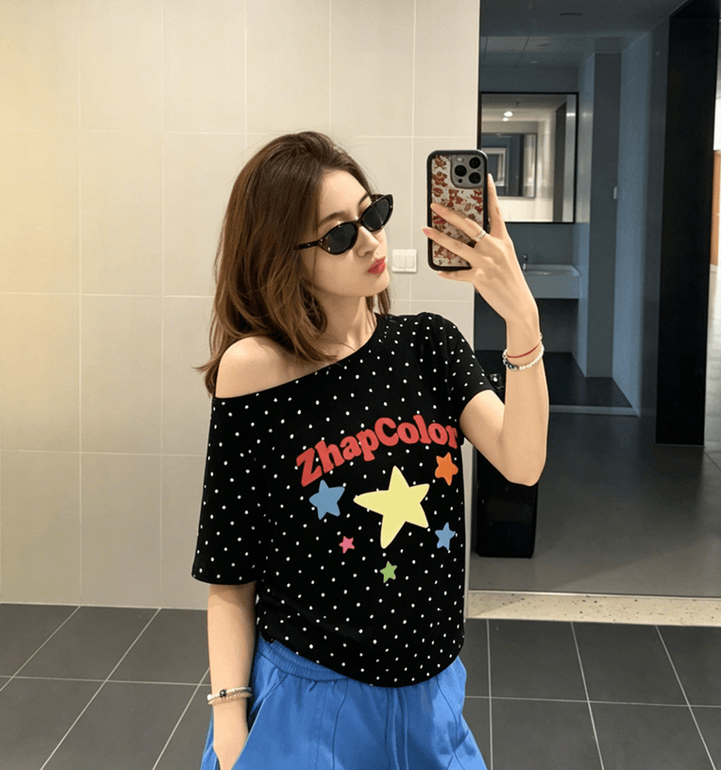 여름 새로운 한 부서 순면 도트 무늬 비스듬한 칼라 오프숄더 프린트 섹션 반팔 티셔츠 여성 상세 이미지 3