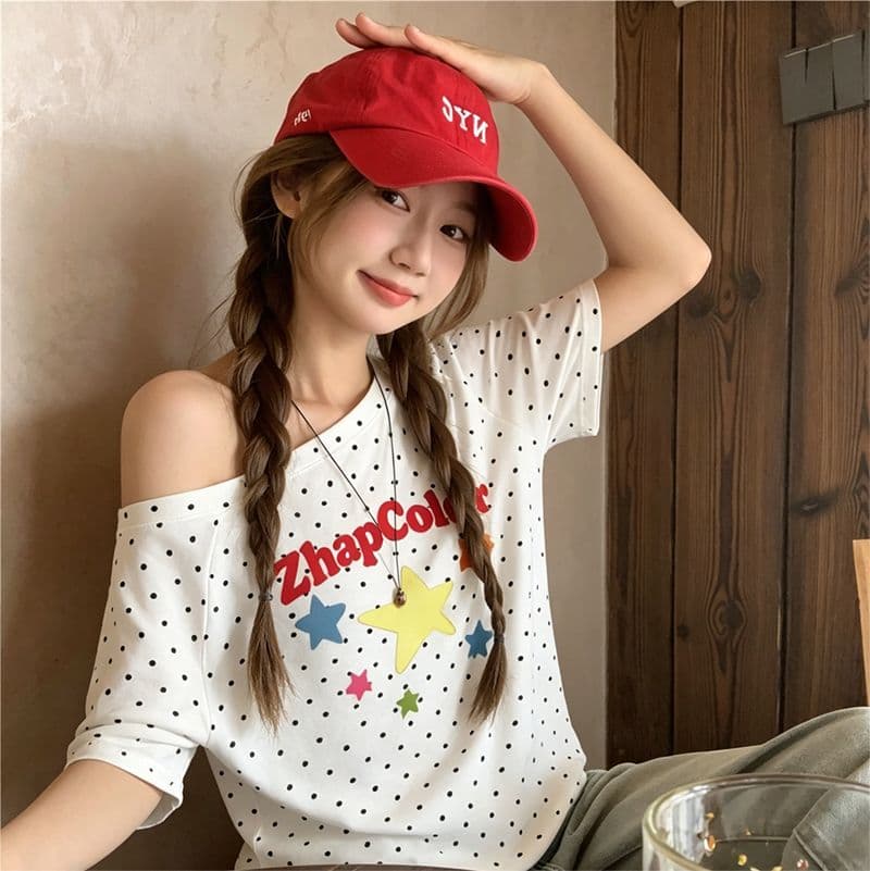 여름 새로운 한 부서 순면 도트 무늬 비스듬한 칼라 오프숄더 프린트 섹션 반팔 티셔츠 여성 상세 이미지 8