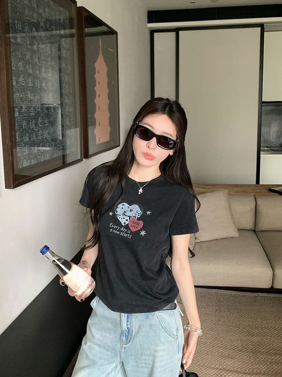 200그램 95 면 5 암모니아 Lun 워싱 마 오래된 아메리칸 레트로 긍정적 인 어깨 반팔 티셔츠 여성 여름 ins 조수 브랜드 상세 이미지 3