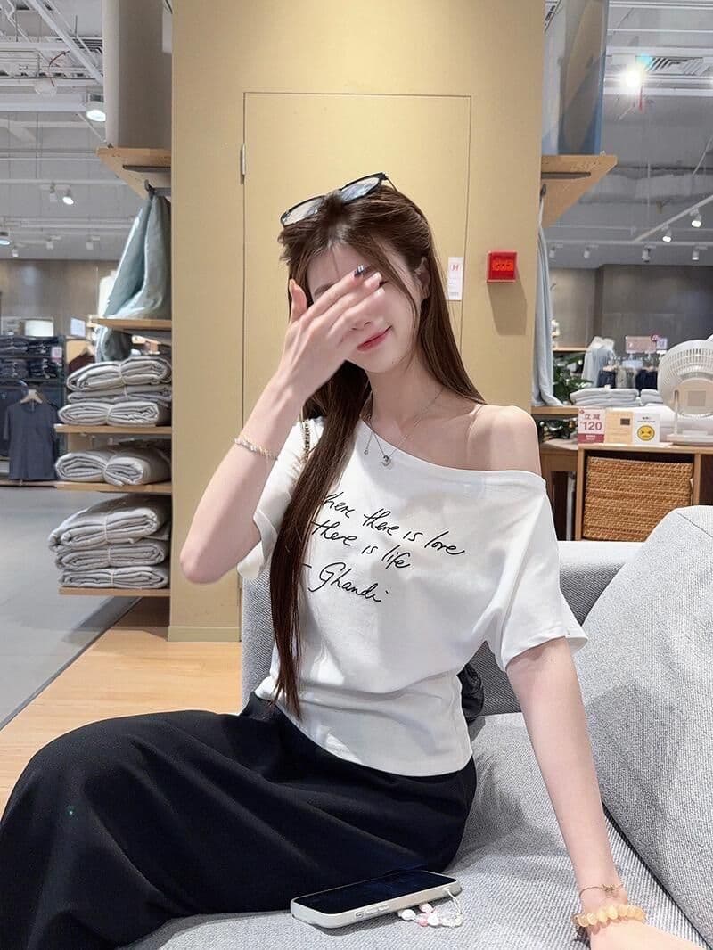 220 그램 92 면 8 암모니아 Lun 아메리칸 핫걸 비스듬한 어깨 알파벳 프린트 반팔 티셔츠 여성 이미지 4