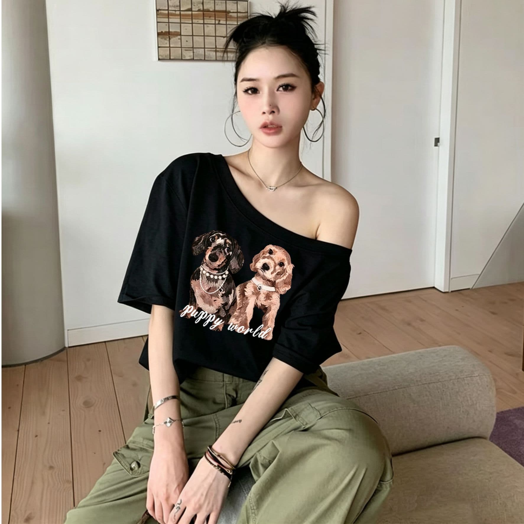 한 부서 순수한 욕망 오프숄더 반팔 티셔츠 슬림해 보이는 핫걸 디자인 센스 맨위 이미지 3
