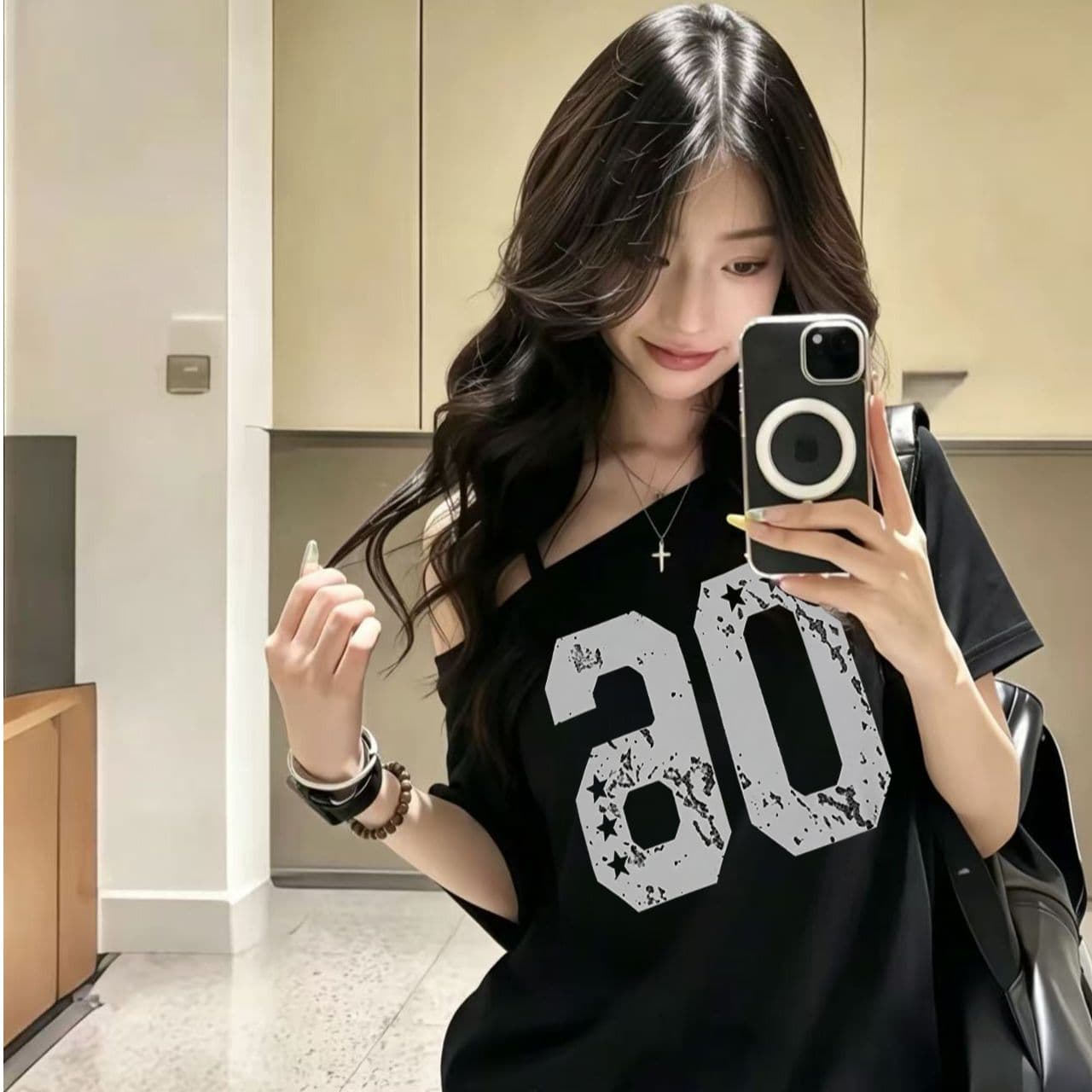 한 부서 순수한 욕망 오프숄더 반팔 티셔츠 슬림해 보이는 핫걸 디자인 센스 맨위