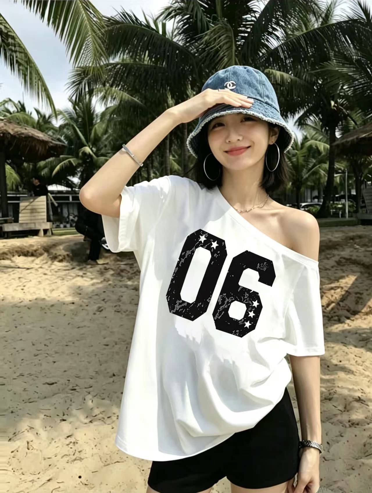 한 부서 순수한 욕망 오프숄더 반팔 티셔츠 슬림해 보이는 핫걸 디자인 센스 맨위 상세 이미지 3