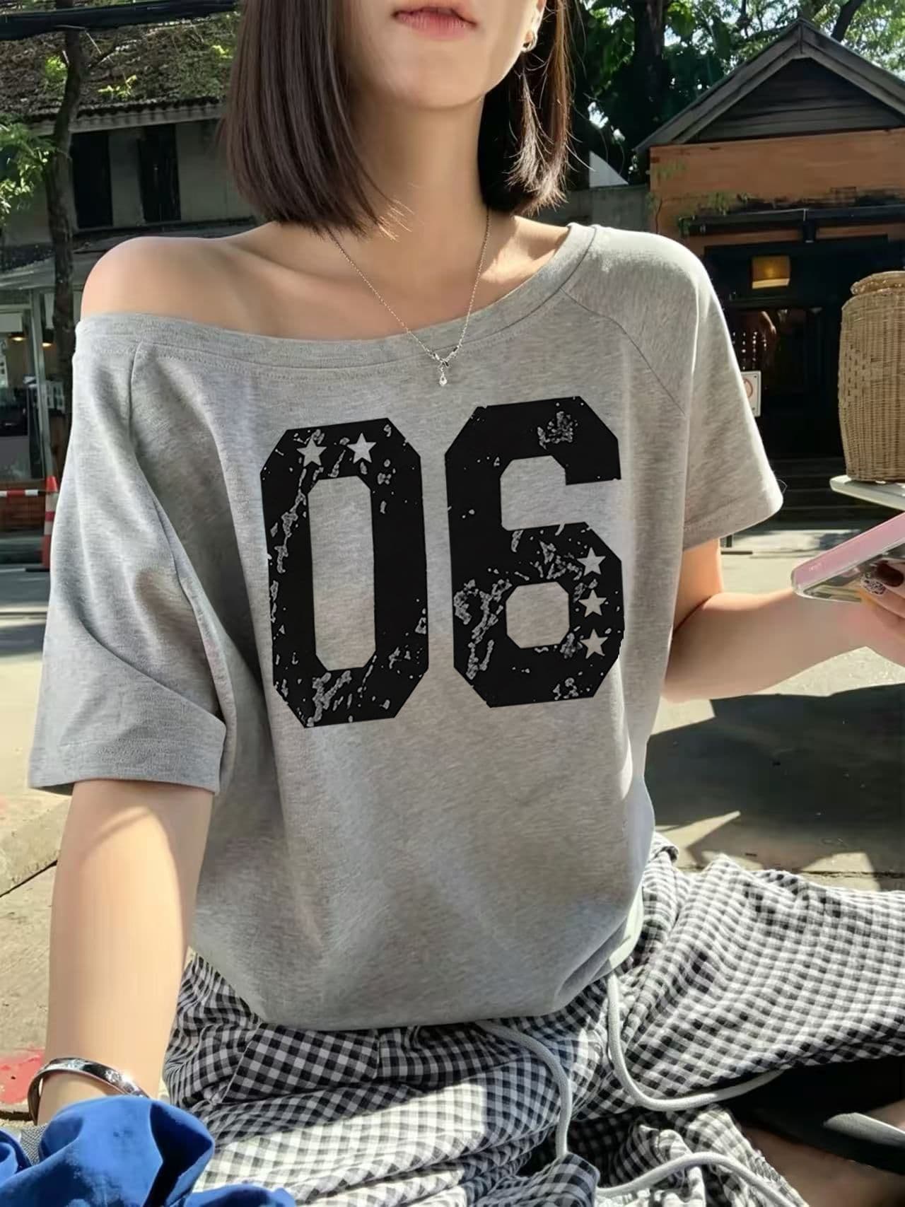 한 부서 순수한 욕망 오프숄더 반팔 티셔츠 슬림해 보이는 핫걸 디자인 센스 맨위 상세 이미지 12