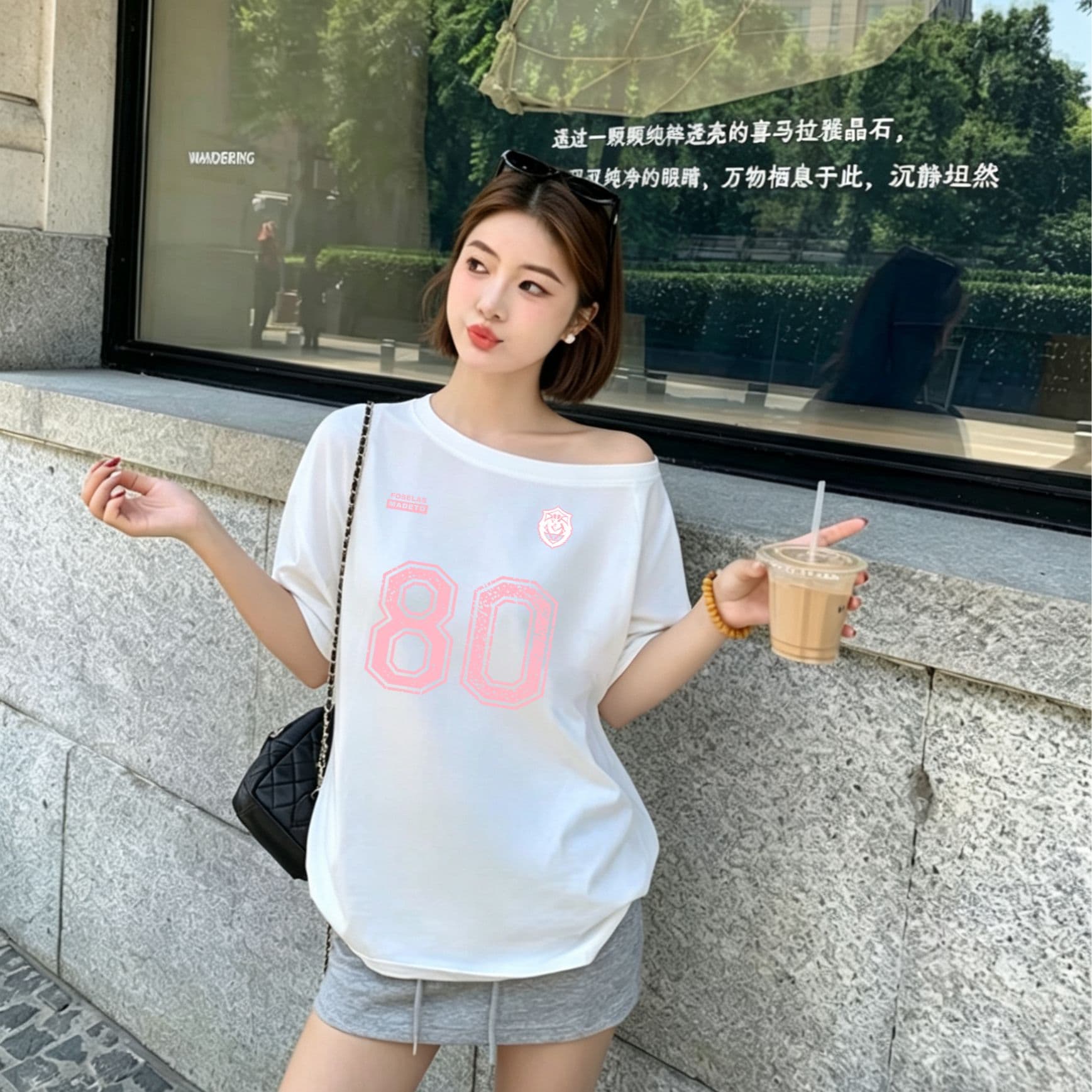 한 부서 순수한 욕망 오프숄더 반팔 티셔츠 슬림해 보이는 핫걸 디자인 센스 맨위 상세 이미지 3