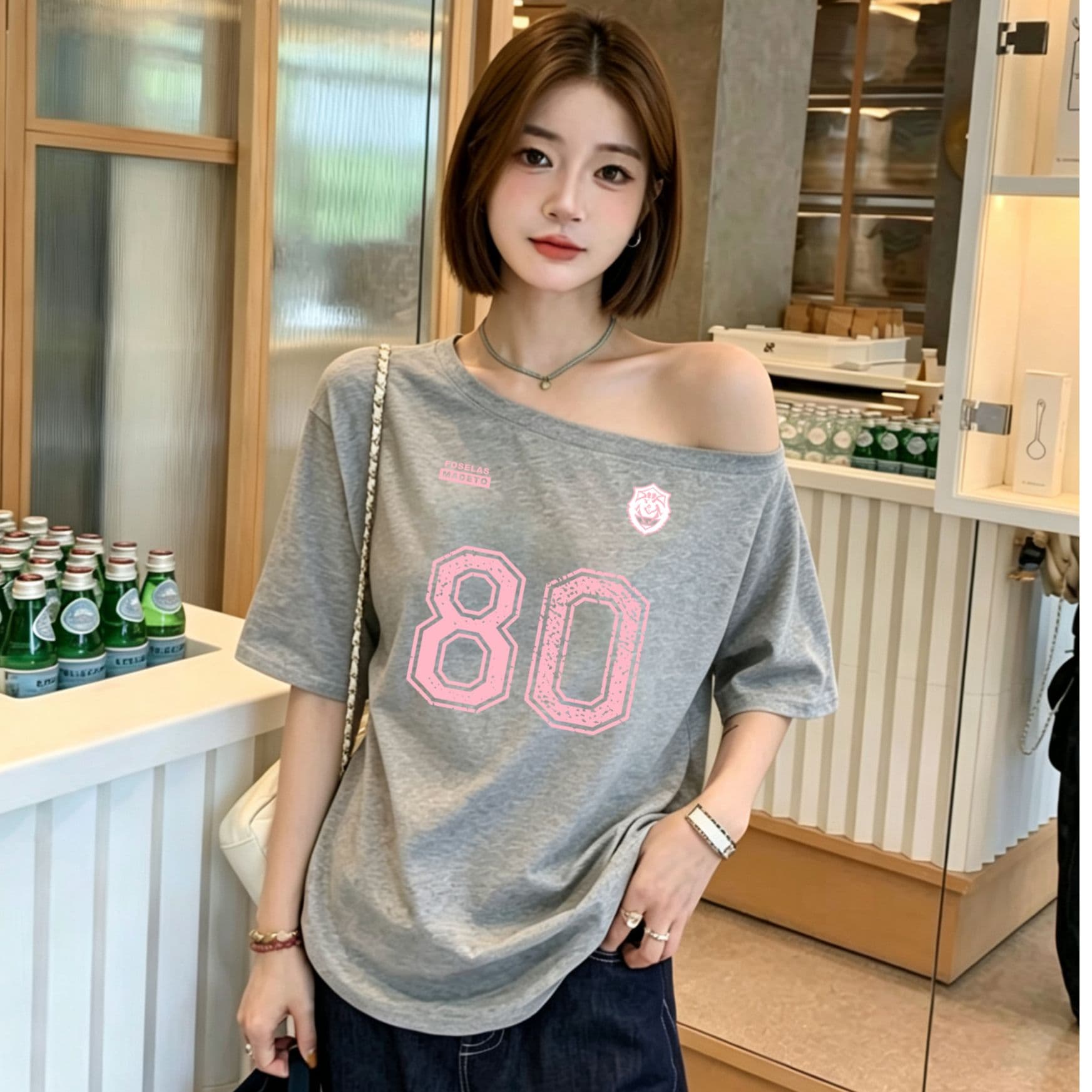 한 부서 순수한 욕망 오프숄더 반팔 티셔츠 슬림해 보이는 핫걸 디자인 센스 맨위 상세 이미지 10
