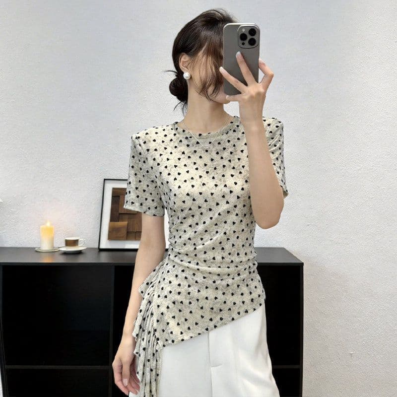 이중층 망사 디자인 센스 도트 무늬 반팔 티셔츠 여름 불규칙 밑단 꼬집기 허리 슬림해 보이는 품격 맨위 상세 이미지 3