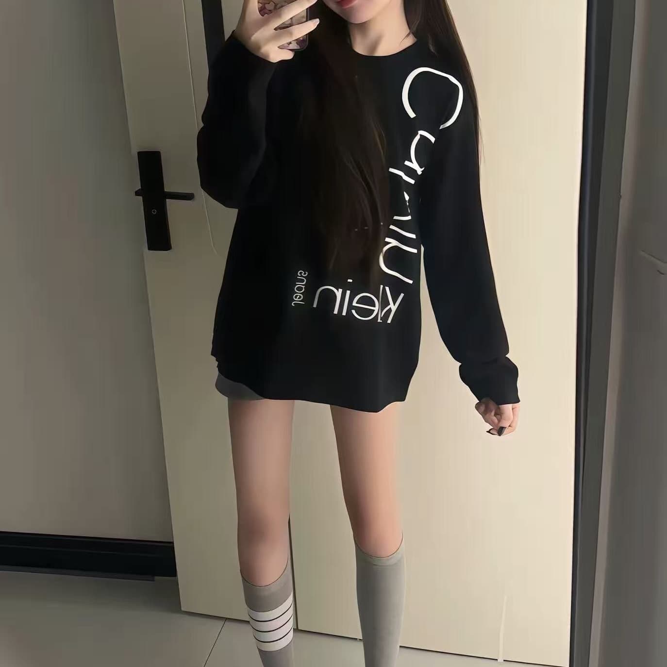 높은 품질 한국 스타일 순면 빗질하다 정밀 프린트 가을 루즈핏 긴팔 티셔츠 여성 이미지 5