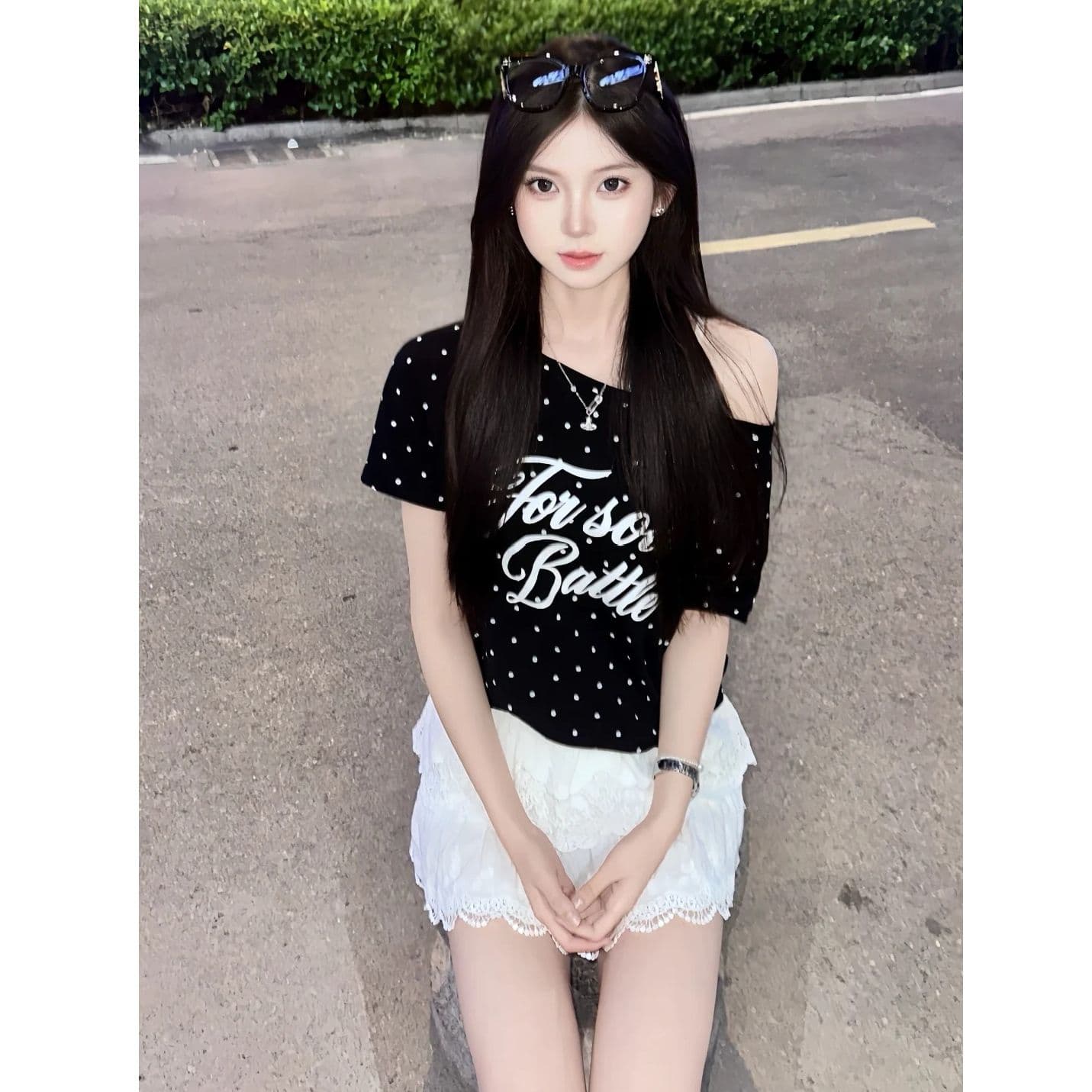 여름 새로운 한 부서 도트 무늬 비스듬한 칼라 오프숄더 프린트 섹션 반팔 티셔츠 여성 이미지 5