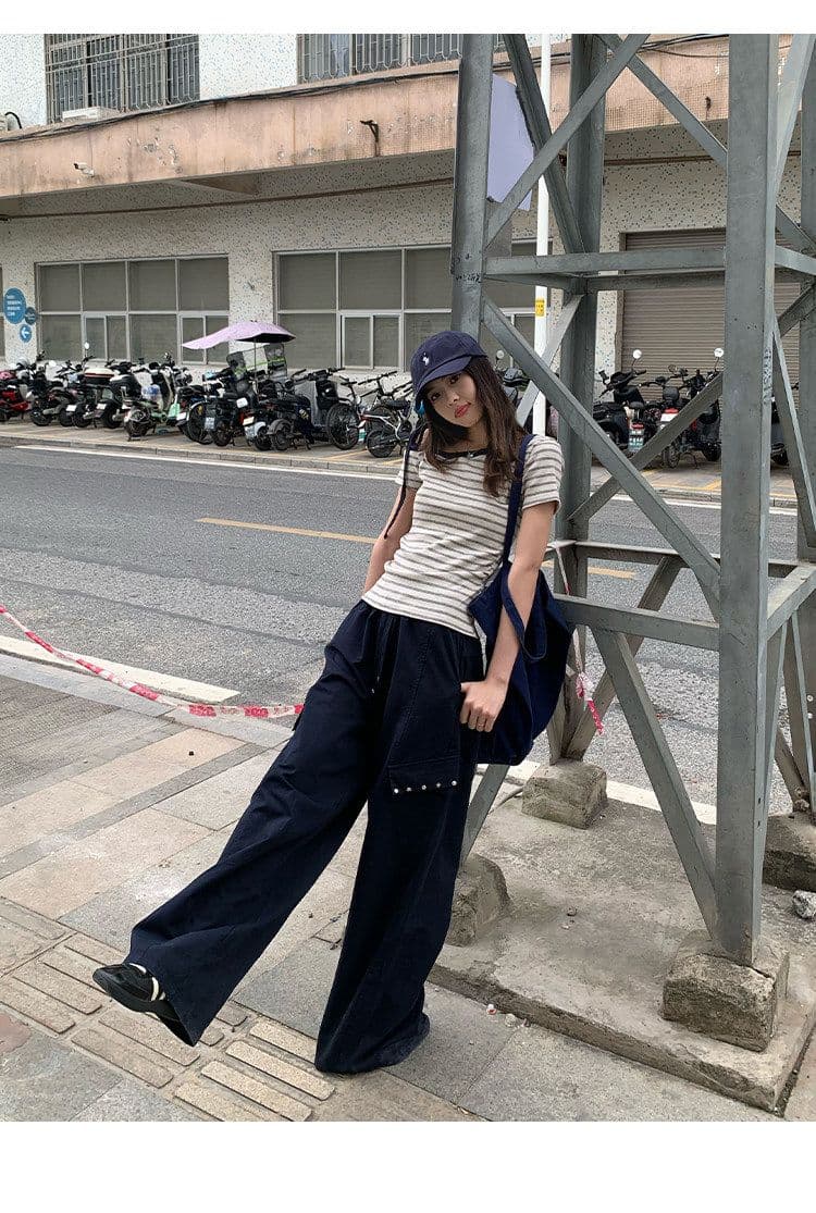 스트라이프 비스듬한 어깨 반팔 티셔츠 여름 한 부서 느긋한 센스 몸매 가꾸기 슬림해 보이는 오프숄더 작은 대중 맨위 상세 이미지 24