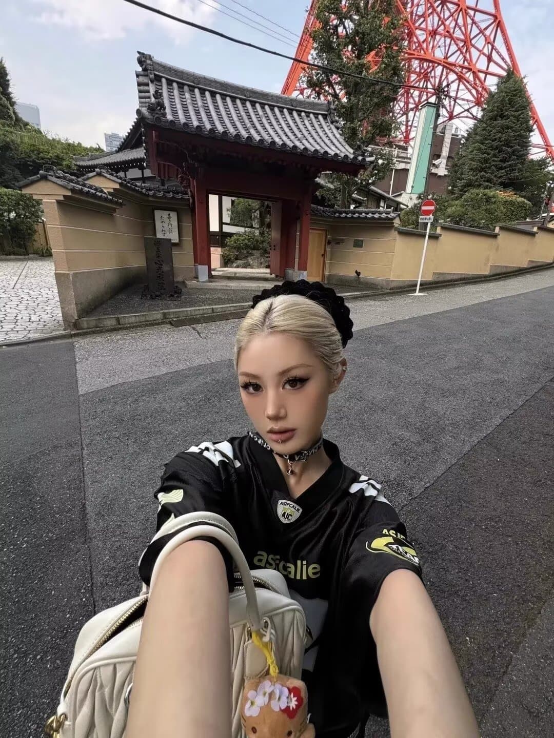 여름 새로운 디자인 센스 작은 대중 아메리칸 레트로 프린트 루즈핏 반팔 저지 티셔츠 거리 운동 캐주얼 티셔츠 이미지 3