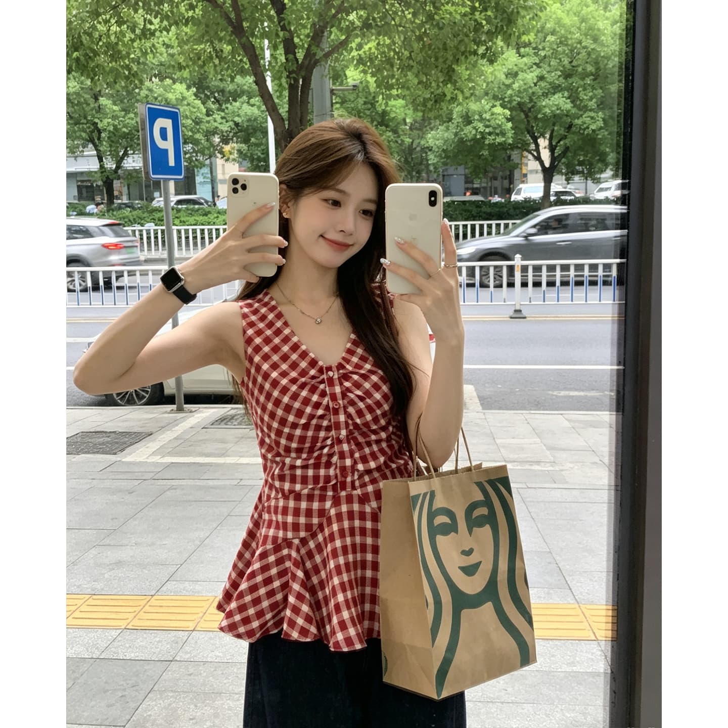 광저우 원본 체크 직물 여름 새로운 프랑스식 레트로 체크무늬 V넥 민소매 조끼 여성 이미지 3