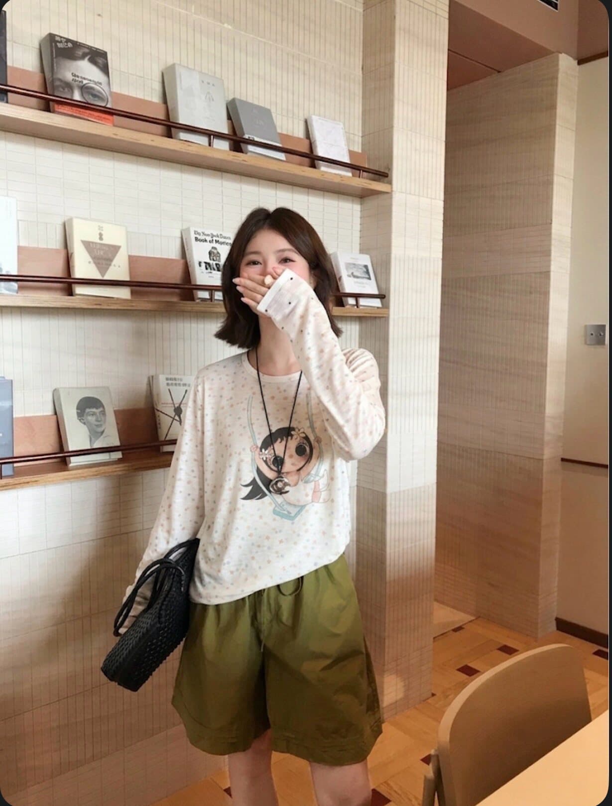여성 의류 한국 스타일 여름 빛 Tulle 새로운 긴팔 블라우스 여성 작은 옥 프린트 스타 포인트 소매 티셔츠 맨위 여성 상세 이미지 4
