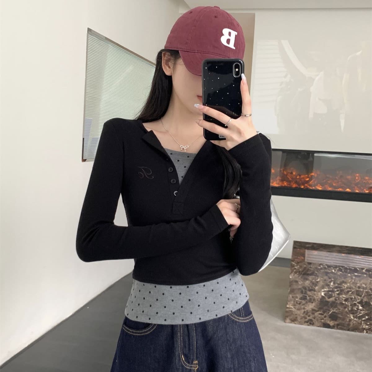 아메리칸 페이크 레이어드 배색 도트 무늬 기본 셔츠 티셔츠 여성 이른 가을 디자인 센스 연령 감소 몸매 가꾸기 긍정적 인 어깨 쇼트 스타일 맨위 이미지 3