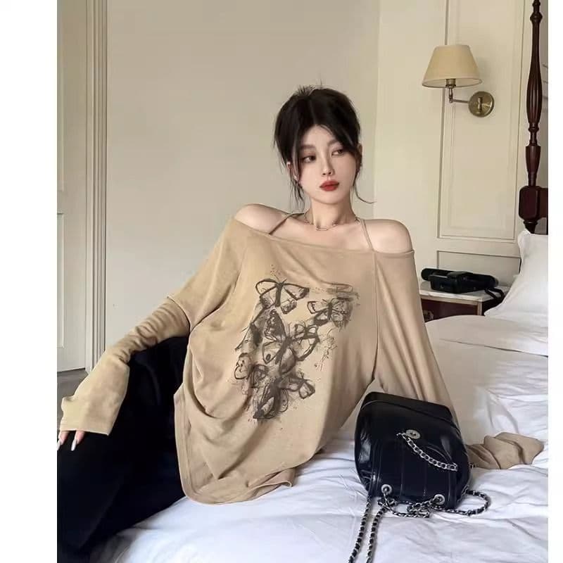 나비 프린트 오프숄더 티셔츠 여성 여름 중간 길이 느긋한 바람 오프숄더 맨위 트렌디 상세 이미지 2