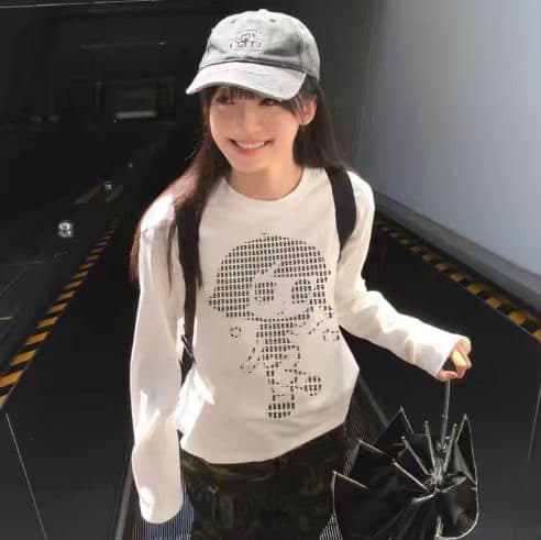 높은 품질 순면 200그램 21 빗질하다 정밀 프린트 가을 루즈핏 긴팔 티셔츠 여성 상세 이미지 1