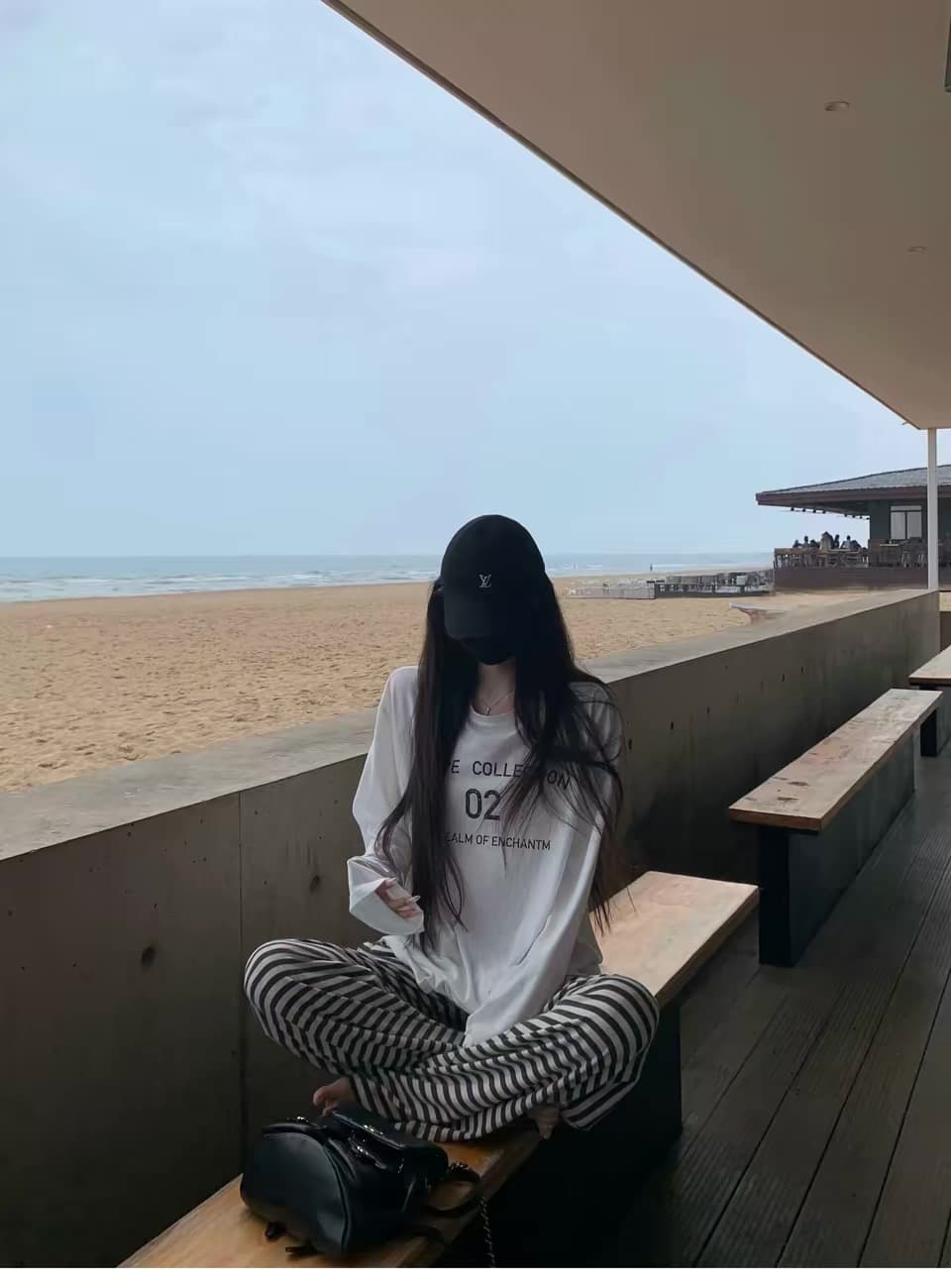 21 순면 한국 스타일 새로운 프린트 긴팔 티셔츠 여성 루즈핏 라운드 넥 맨위 여성 상세 이미지 3
