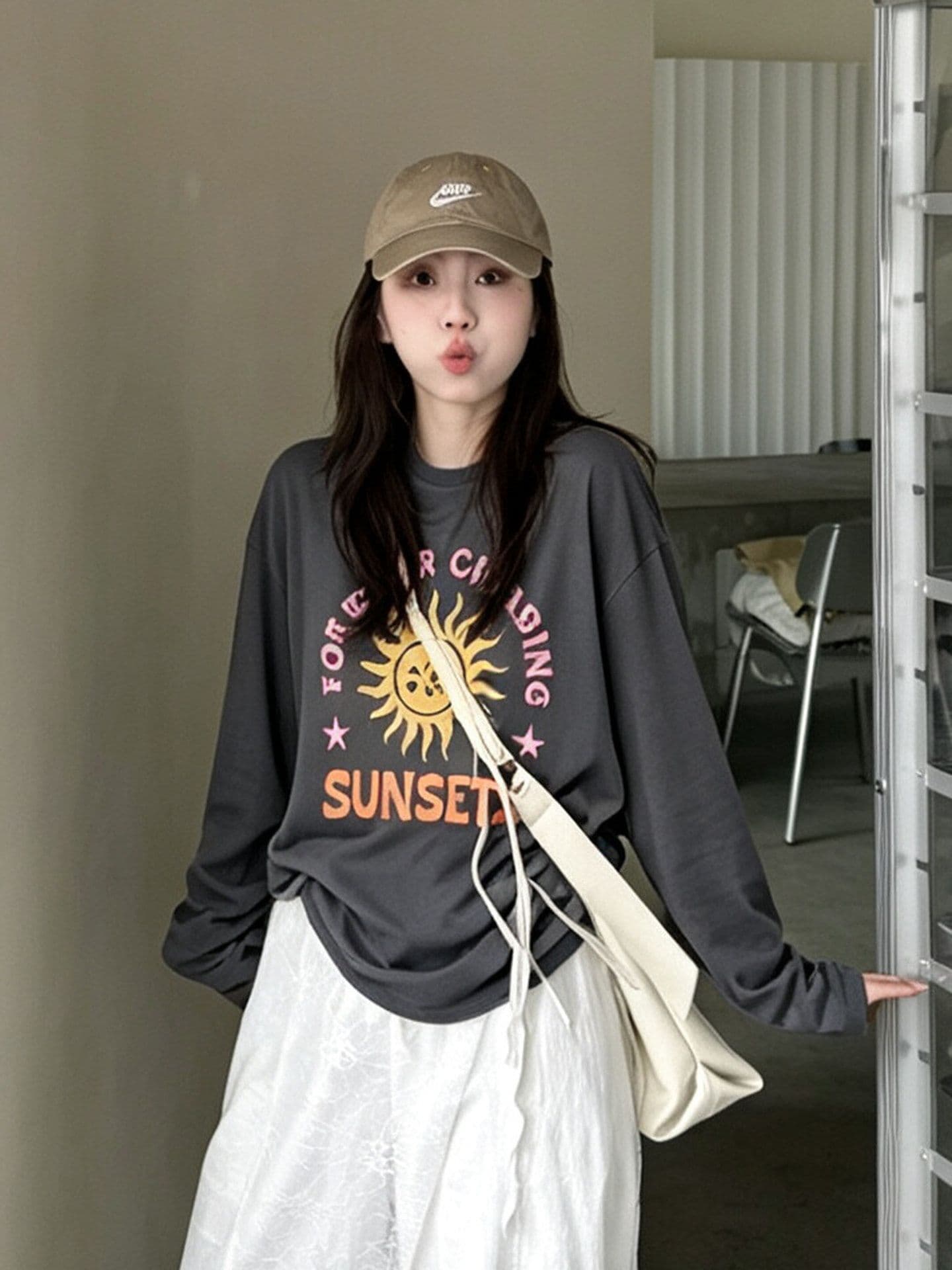 높은 품질 순면 200그램 21 빗질하다 정밀 프린트 가을 루즈핏 긴팔 티셔츠 여성 상세 이미지 5