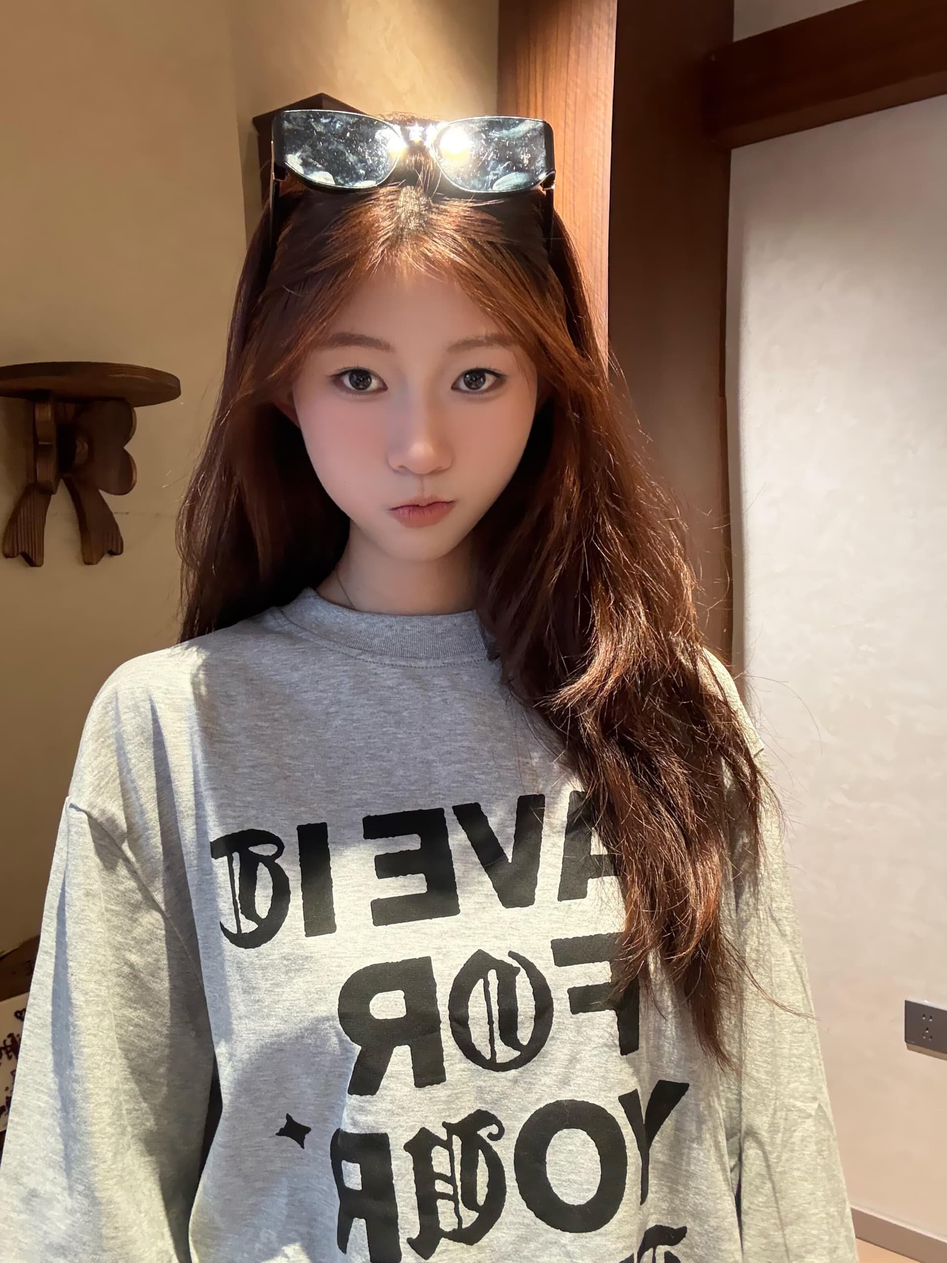 높은 품질 순면 200그램 21 빗질하다 정밀 프린트 가을 루즈핏 긴팔 티셔츠 여성