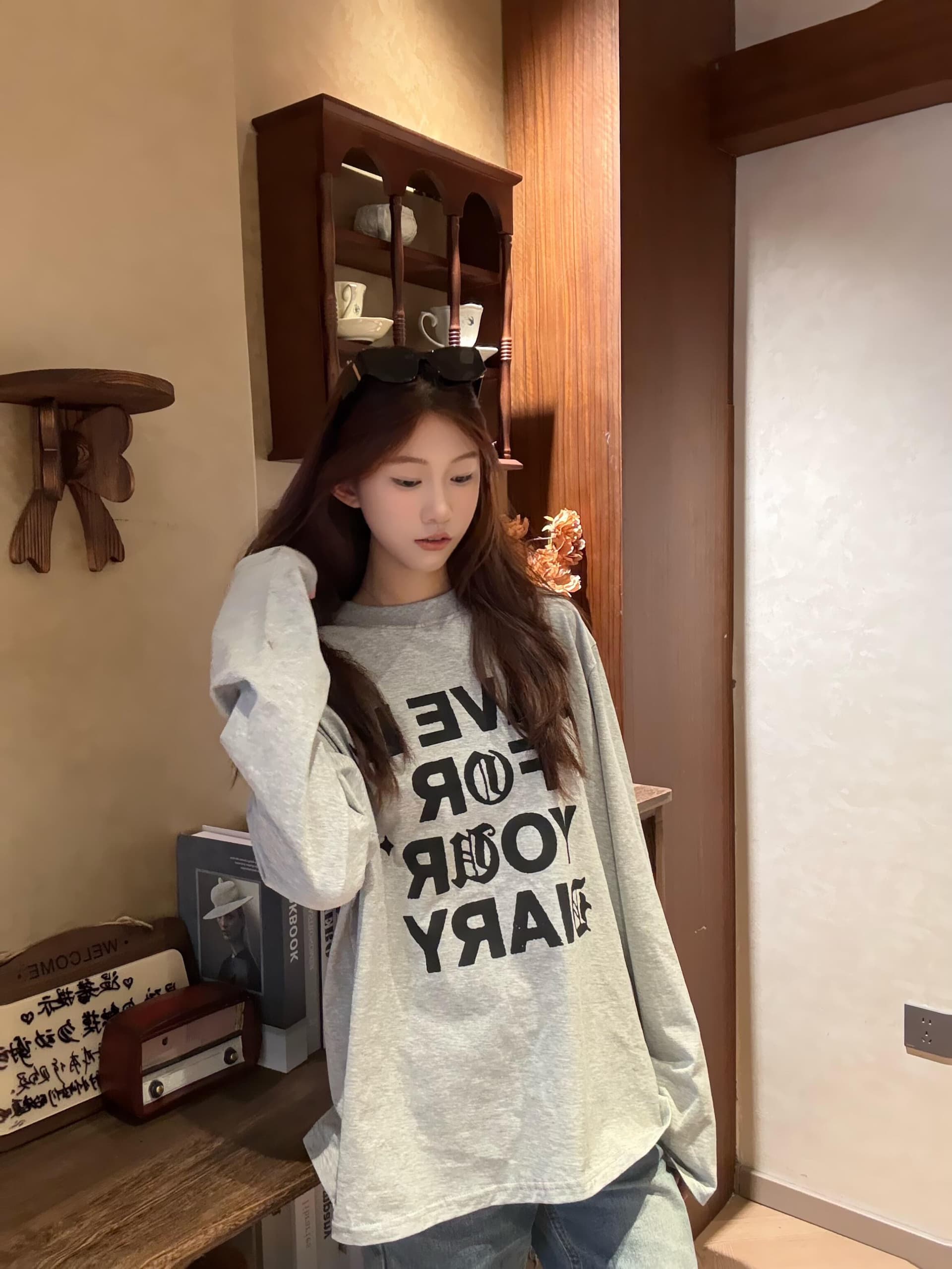 높은 품질 순면 200그램 21 빗질하다 정밀 프린트 가을 루즈핏 긴팔 티셔츠 여성 이미지 2