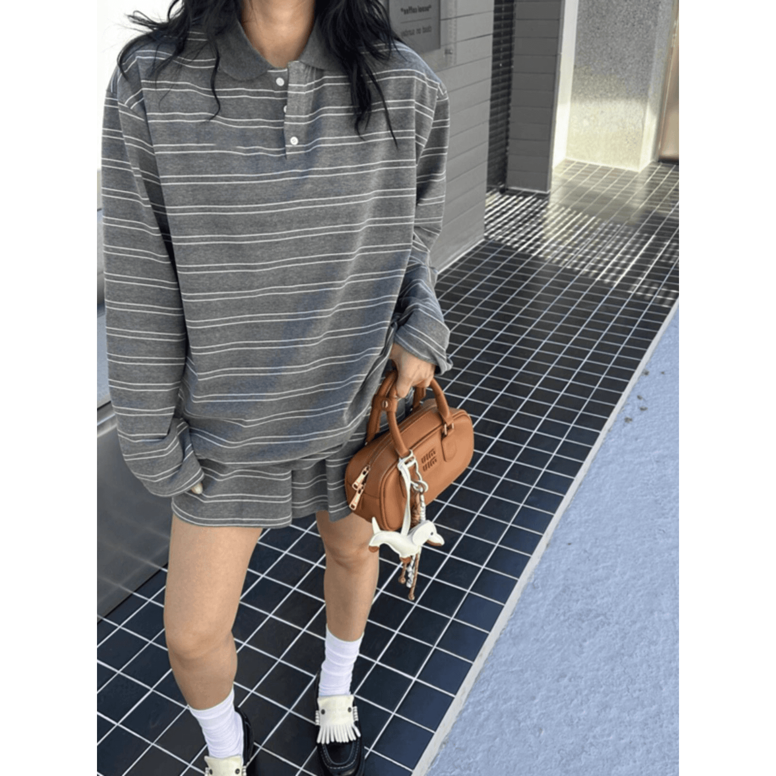 원본 순면 컬러 짜임 기사 높은 품질 스포츠 슈트 세트 여성 루즈핏 스트라이프 POLO 칼라 후드티 반바지 두 조각 이미지 5
