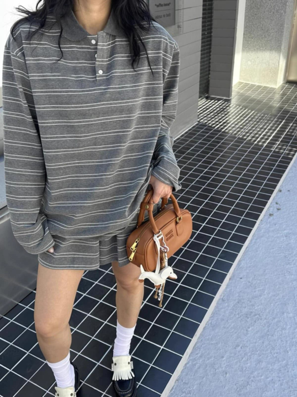 원본 순면 컬러 짜임 기사 높은 품질 스포츠 슈트 세트 여성 루즈핏 스트라이프 POLO 칼라 후드티 반바지 두 조각 상세 이미지 5
