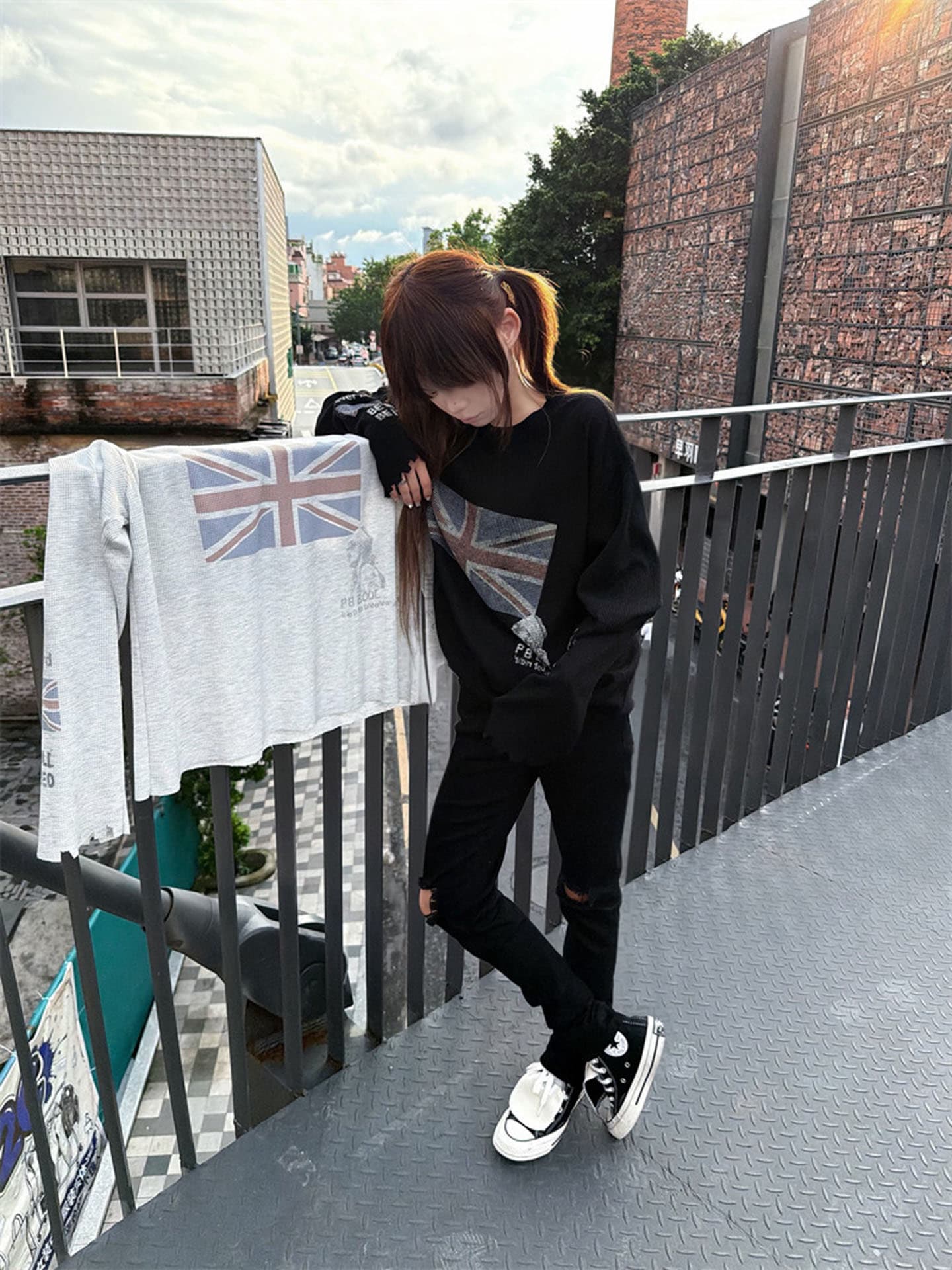 높은 품질 순면 200그램 21 빗질하다 정밀 프린트 가을 루즈핏 긴팔 티셔츠 여성 이미지 2