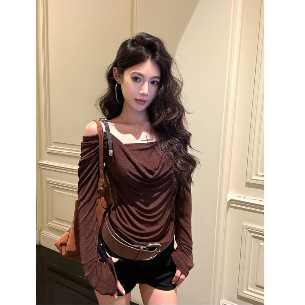원본 떨리는 소리 천 오프숄더 센스 흔들다 칼라 가죽 어깨끈 긴팔 단색 티셔츠 오프숄더 몸매 가꾸기 슬림해 보이는 여성 셔츠 이미지 4