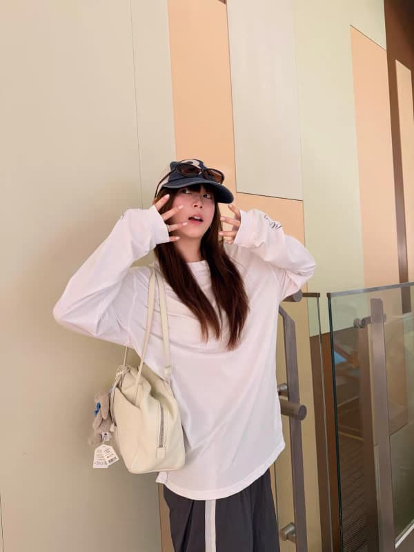 21 순면 이후 패키지 칼라 새로운 라운드 넥 뭉치 구두 긴팔 프린트 티셔츠 여성