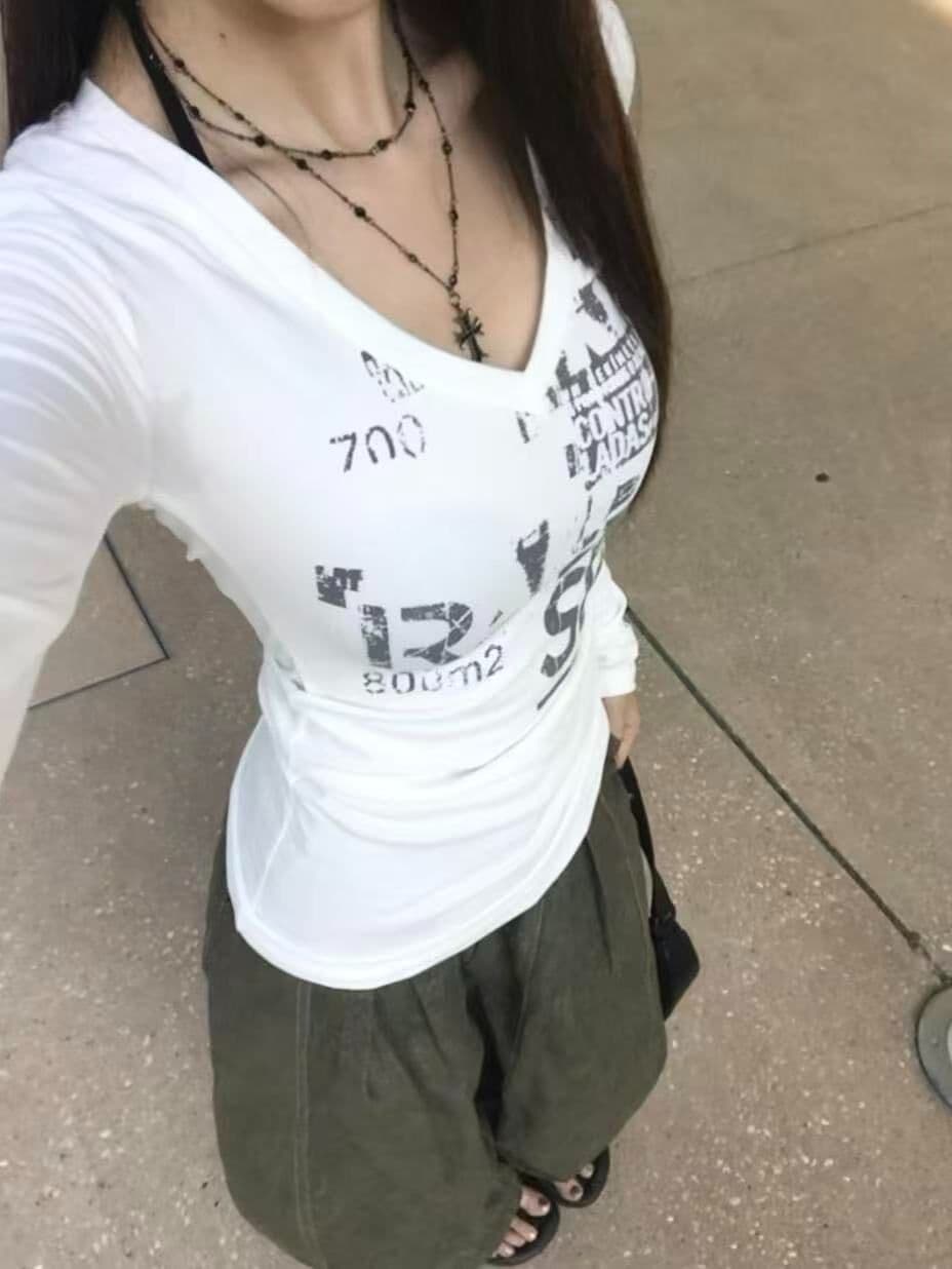 높은 품질 순면 220 그램 40 차가운 미끄러짐 음식 털 92 면 8 암모니아 Lun 몸매 가꾸기 V넥 긴팔 티셔츠 여성