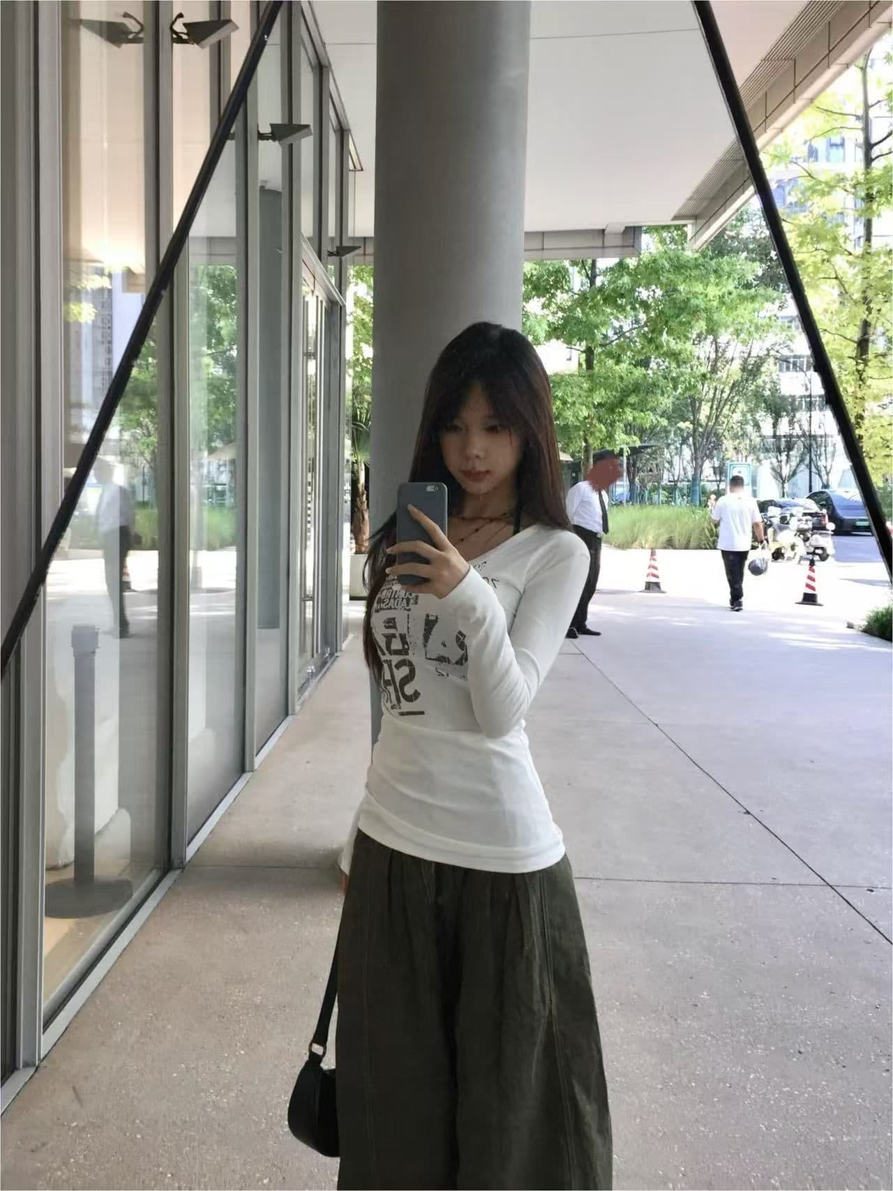 높은 품질 순면 220 그램 40 차가운 미끄러짐 음식 털 92 면 8 암모니아 Lun 몸매 가꾸기 V넥 긴팔 티셔츠 여성 이미지 2