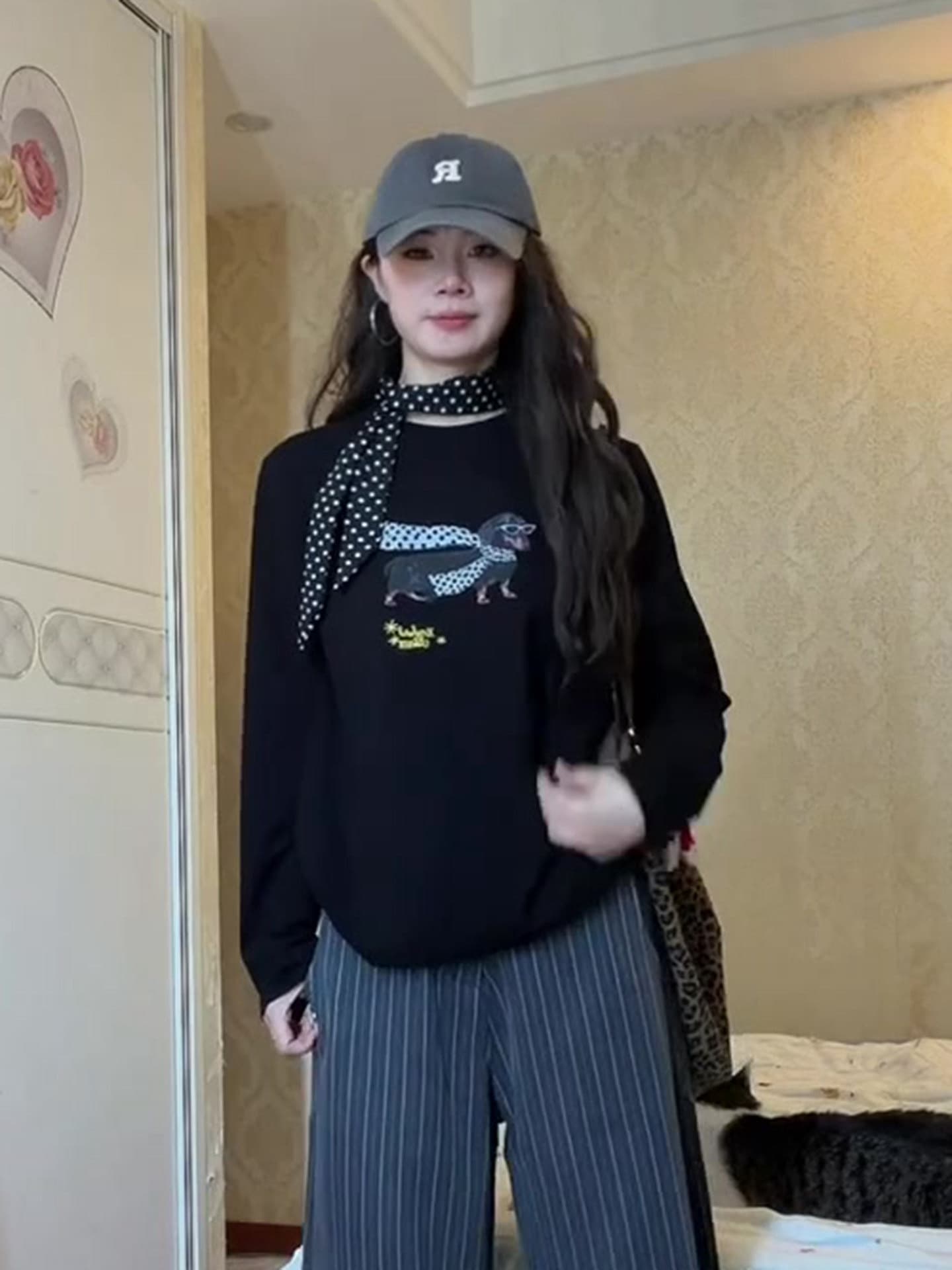 높은 품질 순면 200그램 21 빗질하다 정밀 프린트 가을 루즈핏 긴팔 티셔츠 여성 이미지 3