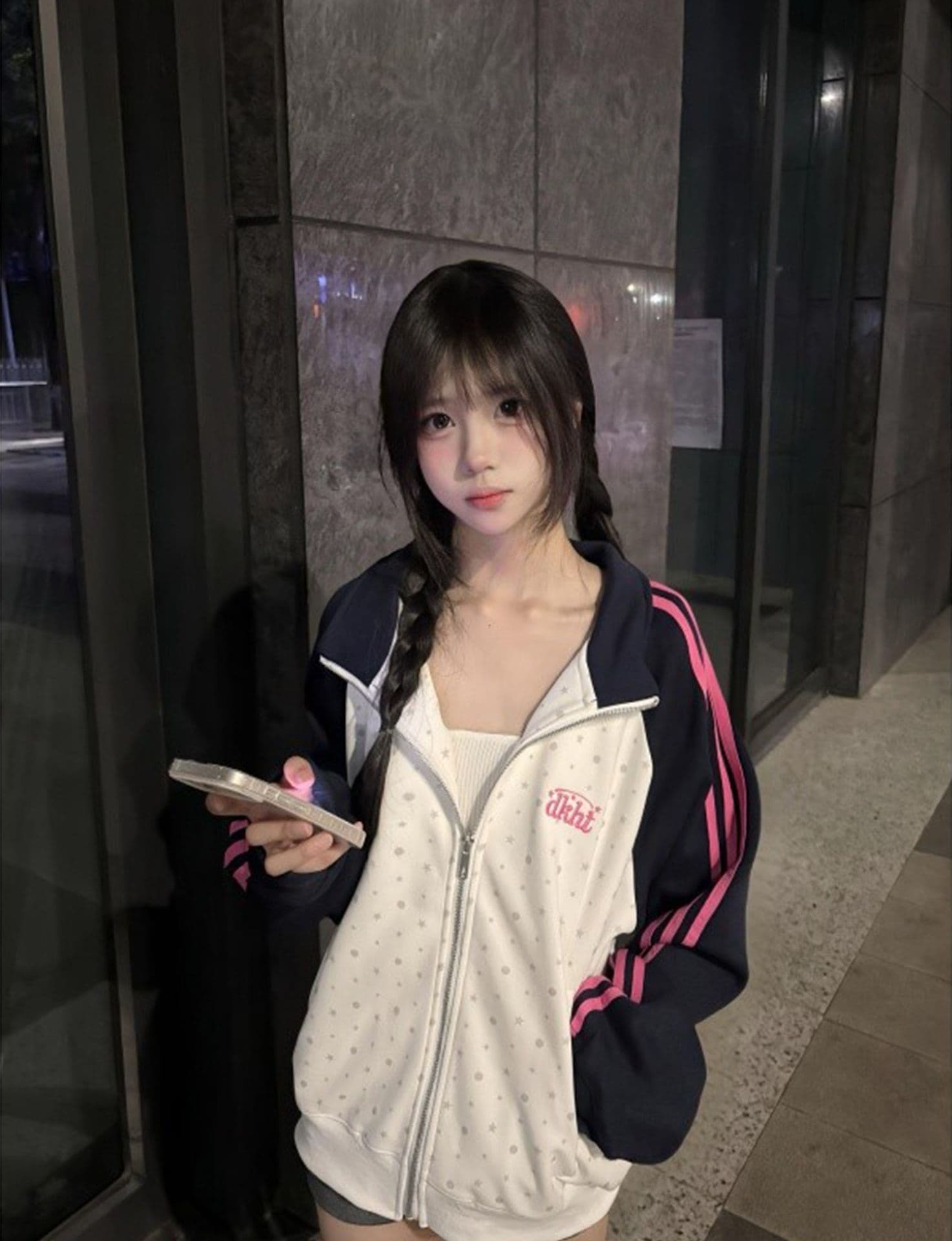 얇은 스타일 털이 있는 백금 지퍼 후아 면 복합 후드티 여성 상세 이미지 6