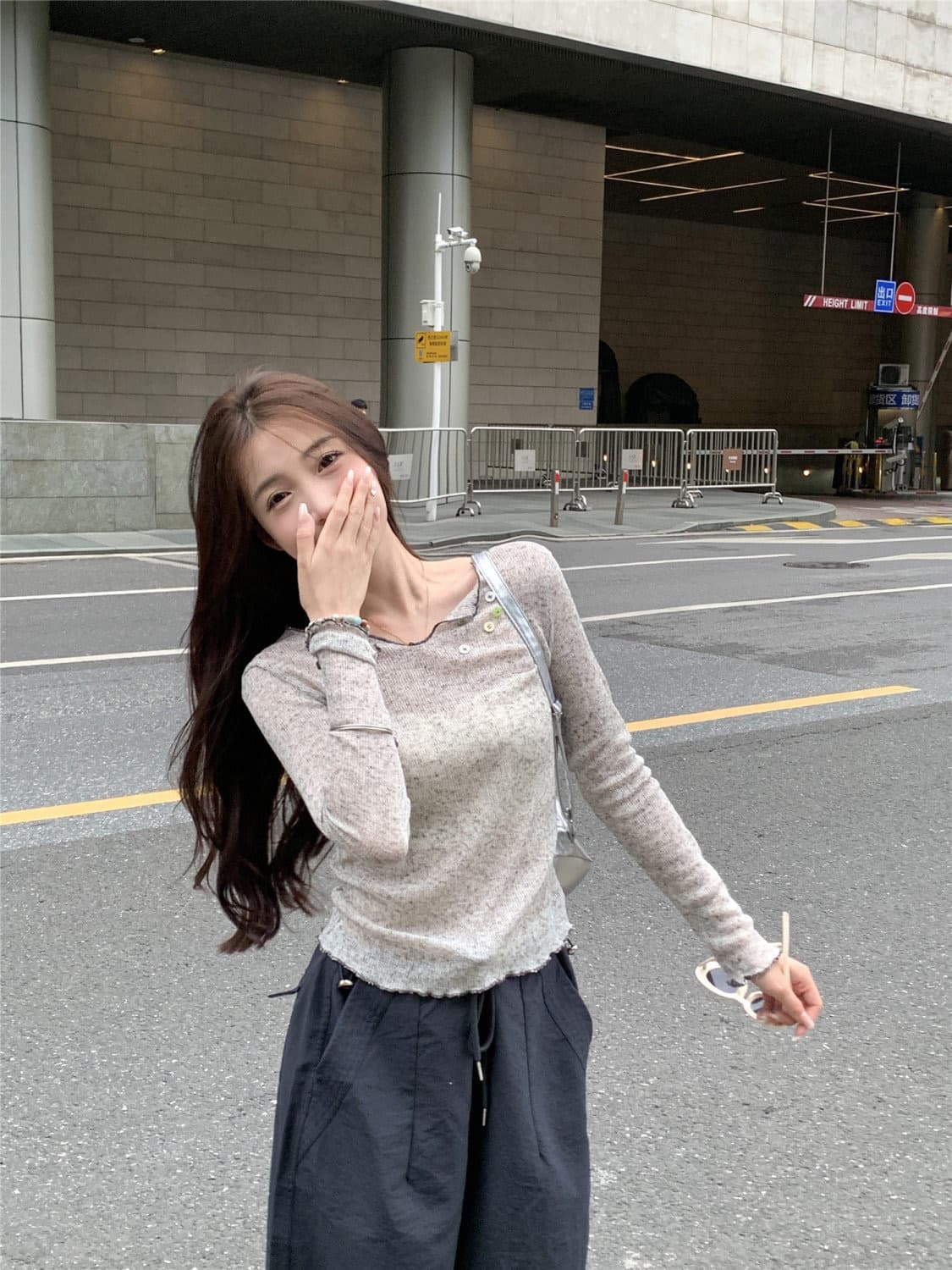 한국 눈꽃 얼어서 고움 귀 단색 도루 센스 니트 긴 소매 가을 한국 스타일 캐주얼 다용도 단색 여성 이미지 2
