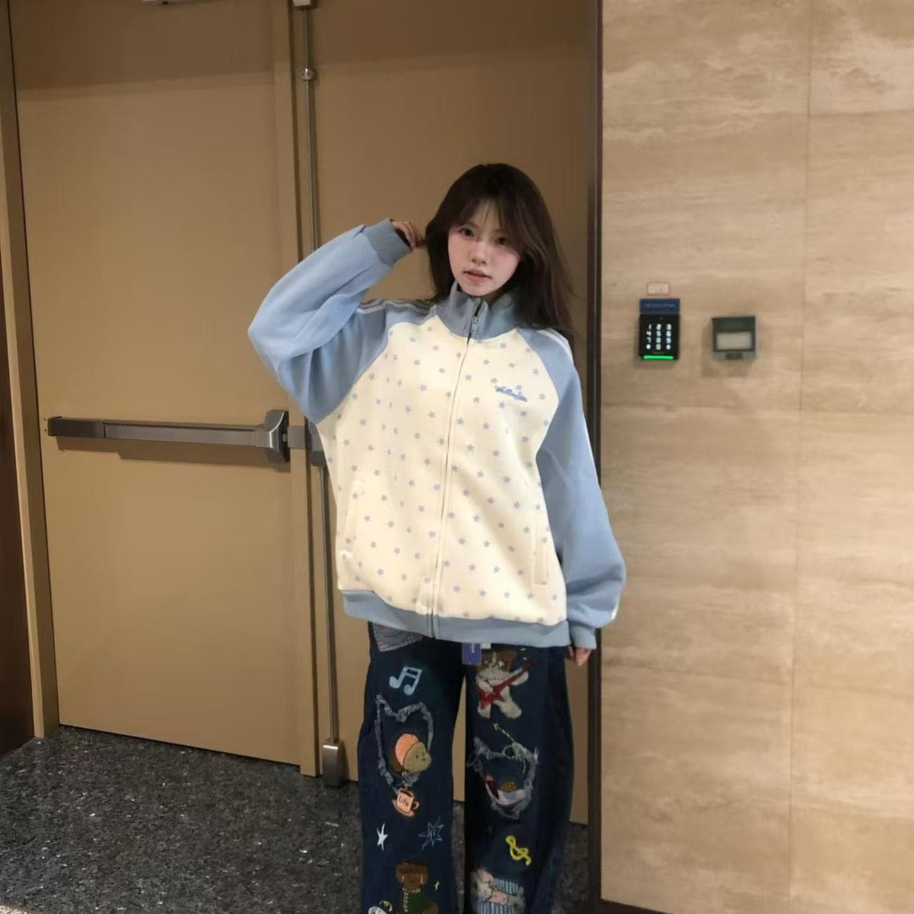 얇은 스타일 털이 있는 클립 칼라 것 자수 순수한 Mianhua 면 복합 지퍼 후드티 여성 상세 이미지 4