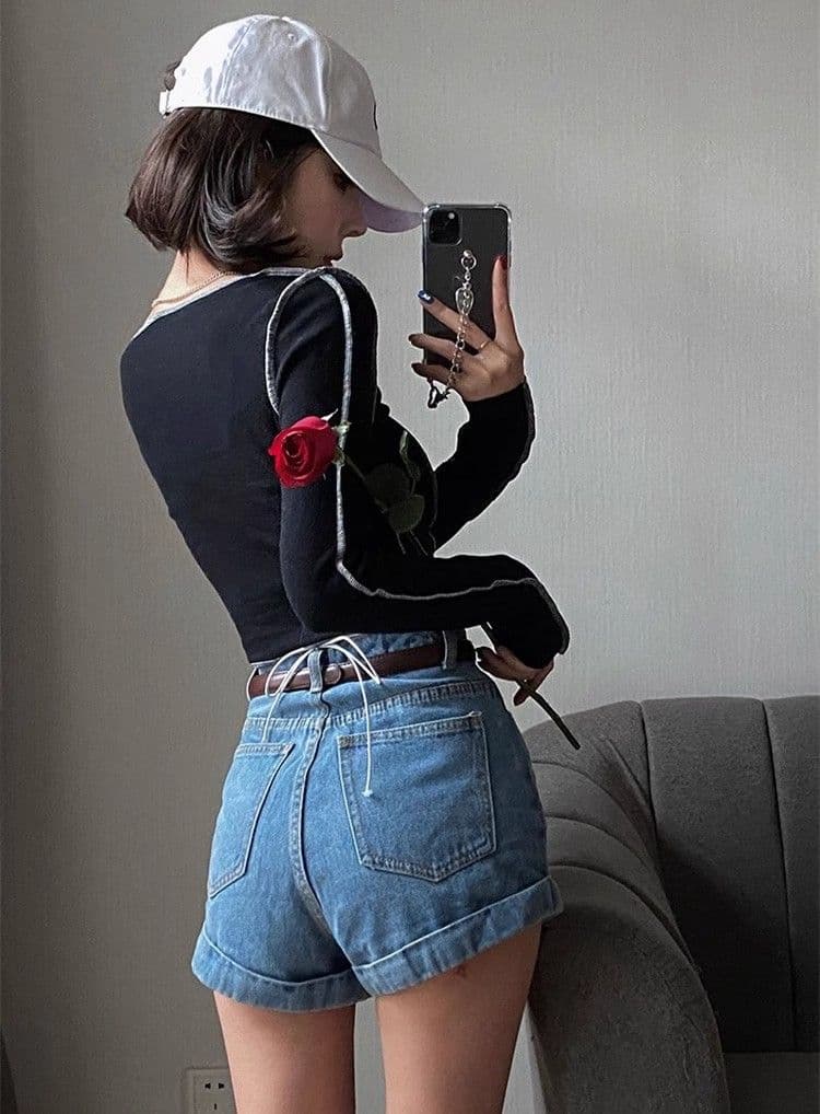 원본 품질 긍정적 인 어깨 티셔츠 여성 아메리칸 레트로 디자인 센스 스트랩 긴팔 맨위 상세 이미지 5