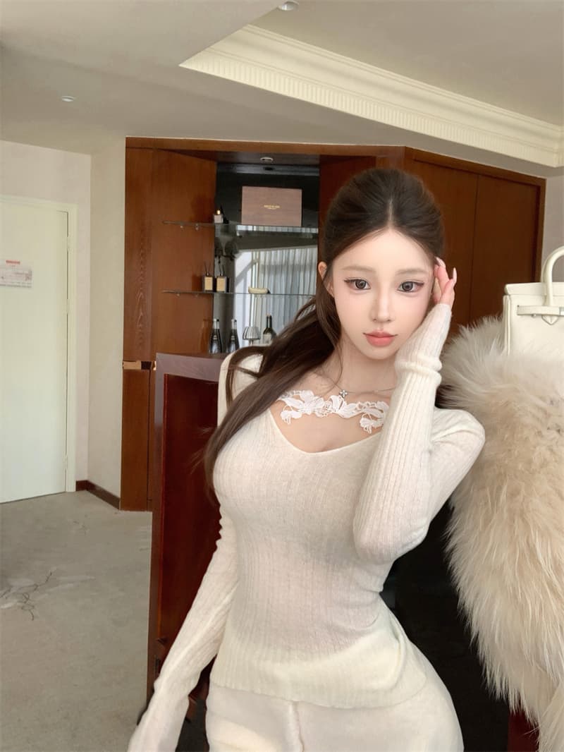 실사 가을 디자인 센스 레이스 홀로우 아웃 니트 맨위 상세 이미지 6
