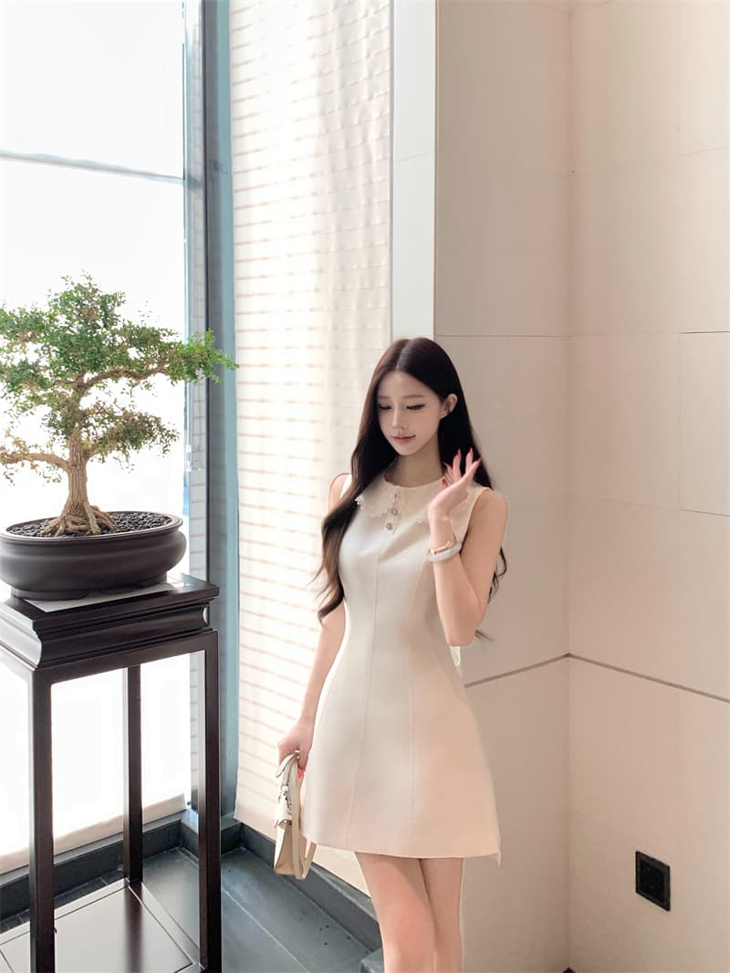 실사 무거운 작업 뒤로 부서 실 화이트 민소매 조끼 스커트 품격 허리 수축 미니 스커트 상세 이미지 10