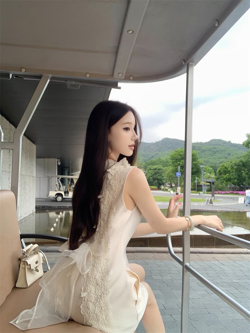 실사 무거운 작업 뒤로 부서 실 화이트 민소매 조끼 스커트 품격 허리 수축 미니 스커트 이미지 4