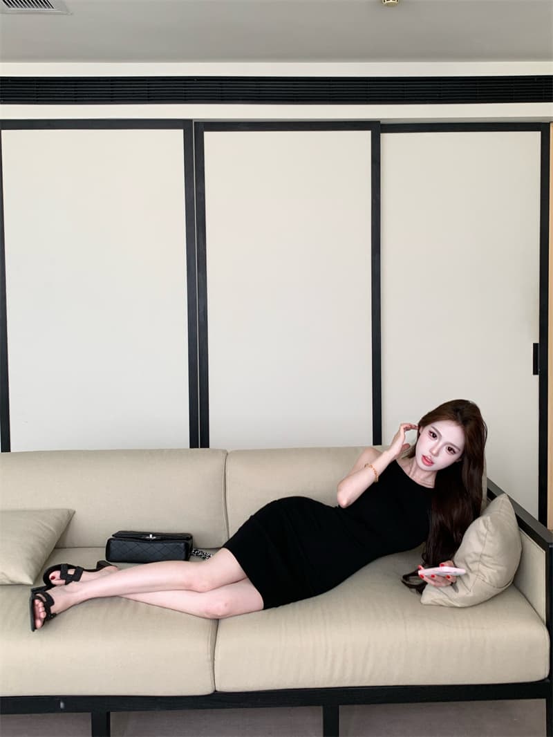 실사 루이 가을 니트 원피스 라운드 넥 조용한 럭셔리 민소매 니트 드레스 상세 이미지 6