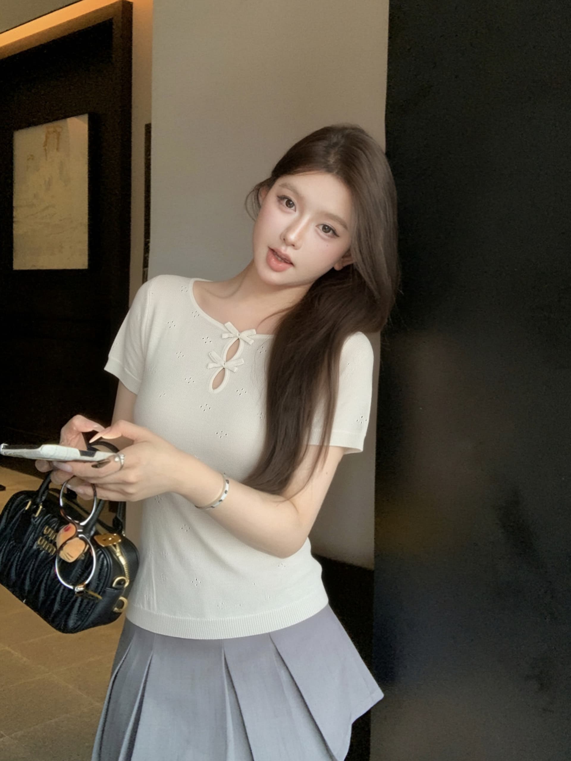 라운드 넥 나비 매듭 홀로우 아웃 자카드 니트 반팔 티셔츠 여성 여름 슬림해 보이는 맨위 상세 이미지 7