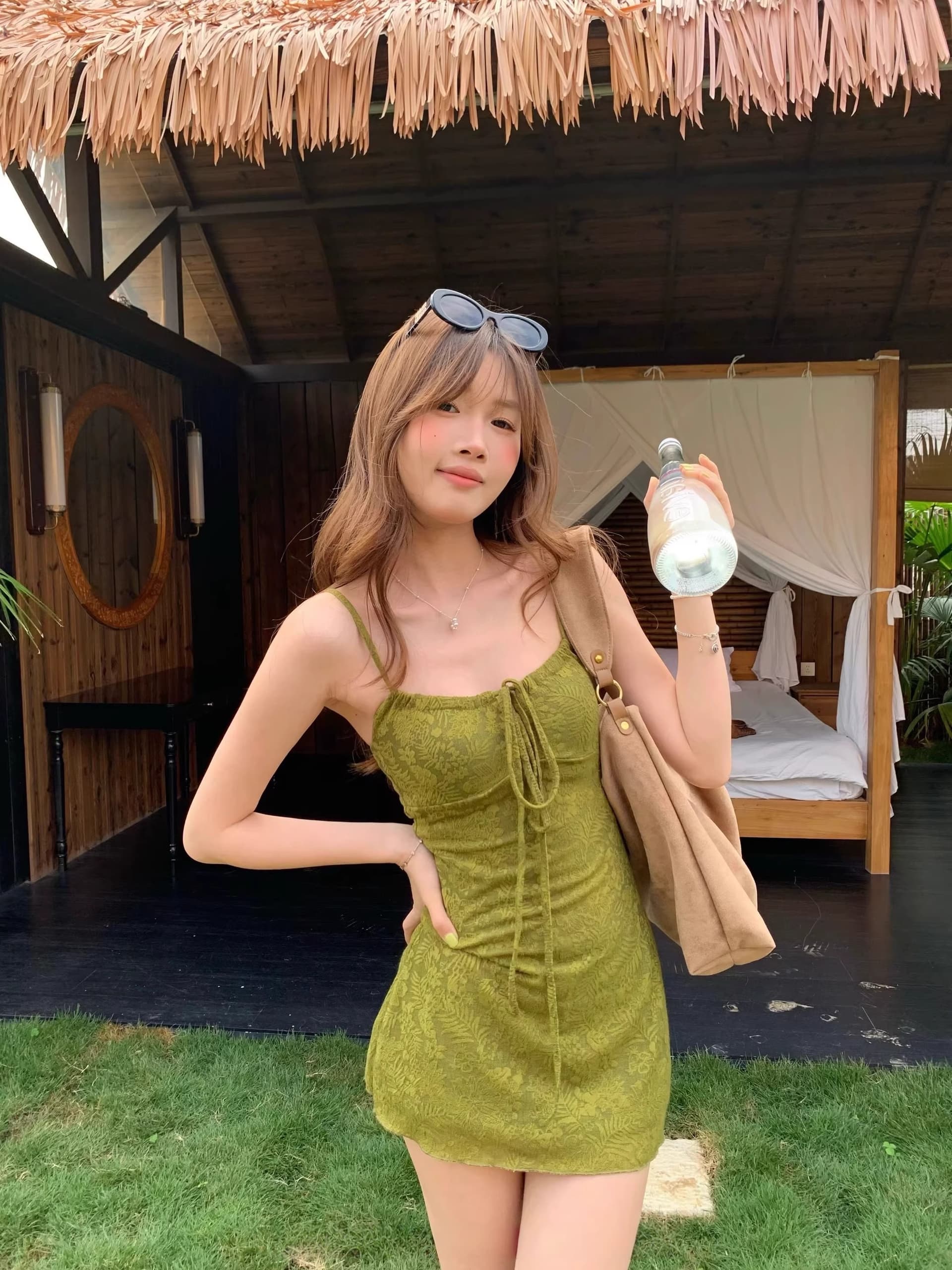 레트로 올리브 그린 자카드 레이스업 슬립 여성 드레스 여름 순수한 욕망 핫걸 허리 수축 슬림해 보이는 타이트 스커트 한 마디 미니 스커트 상세 이미지 4