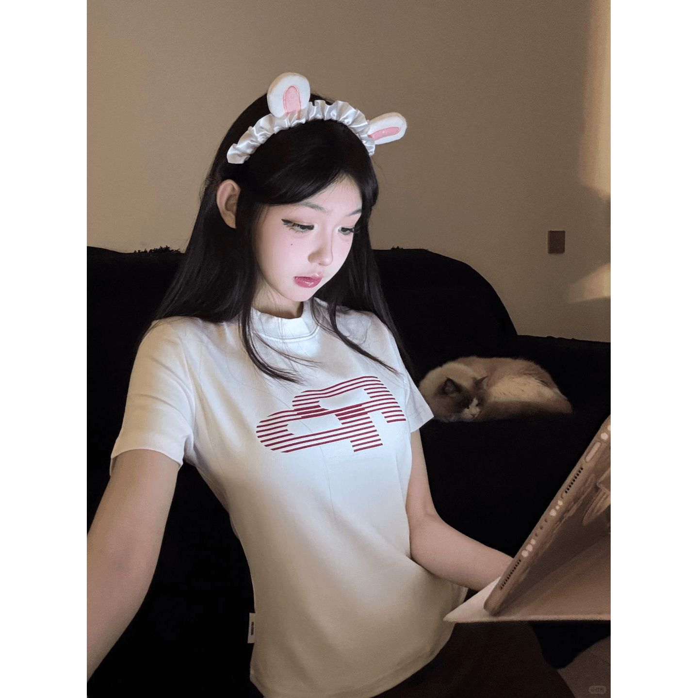 아메리칸 레트로 긍정적 인 어깨 라운드 넥 프린트 반팔 티셔츠 이미지 5