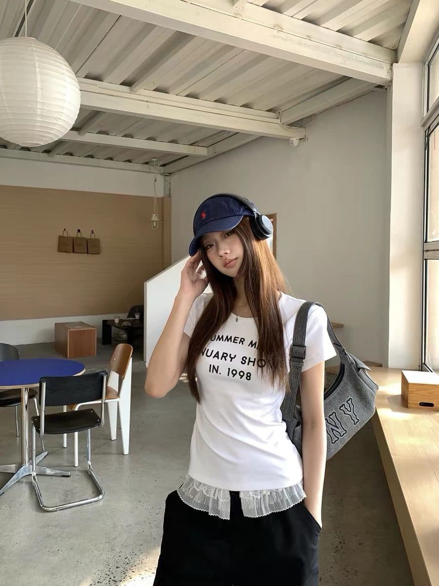 아메리칸 레트로 긍정적 인 어깨 라운드 넥 프린트 반팔 티셔츠 이미지 3