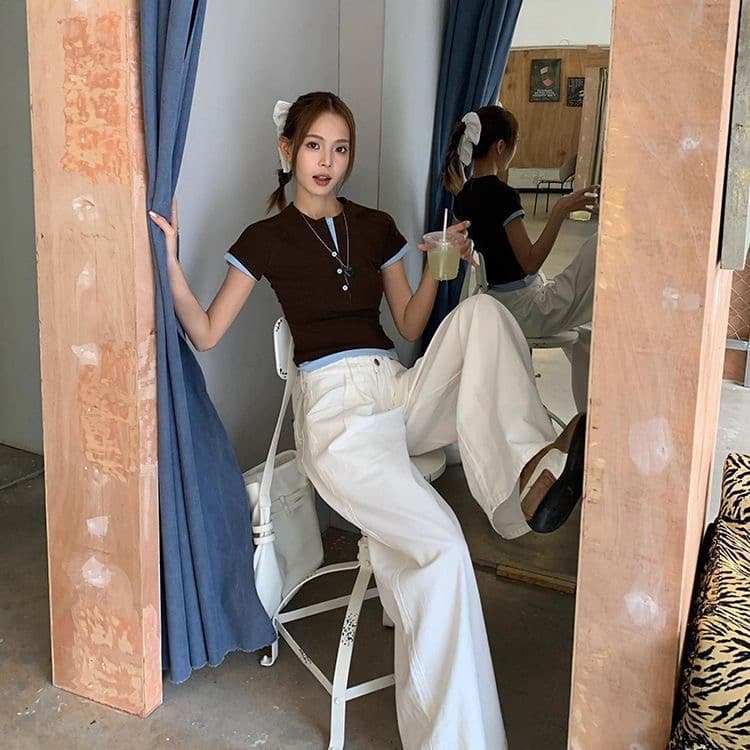 배색 페이크 레이어드 패치워크 커피 색상 반팔 티셔츠 여성 여름 새로운 한 부서 몸매 가꾸기 슬림해 보이는 쇼트 스타일 단추 맨위 이미지 3