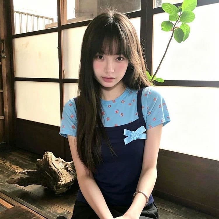 한 부서 페이크 레이어드 망사 꽃무늬 패치워크 반팔 티셔츠 여성 디자인 센스 몸매 가꾸기 슬림해 보이는 긍정적 인 어깨 도파민 맨위